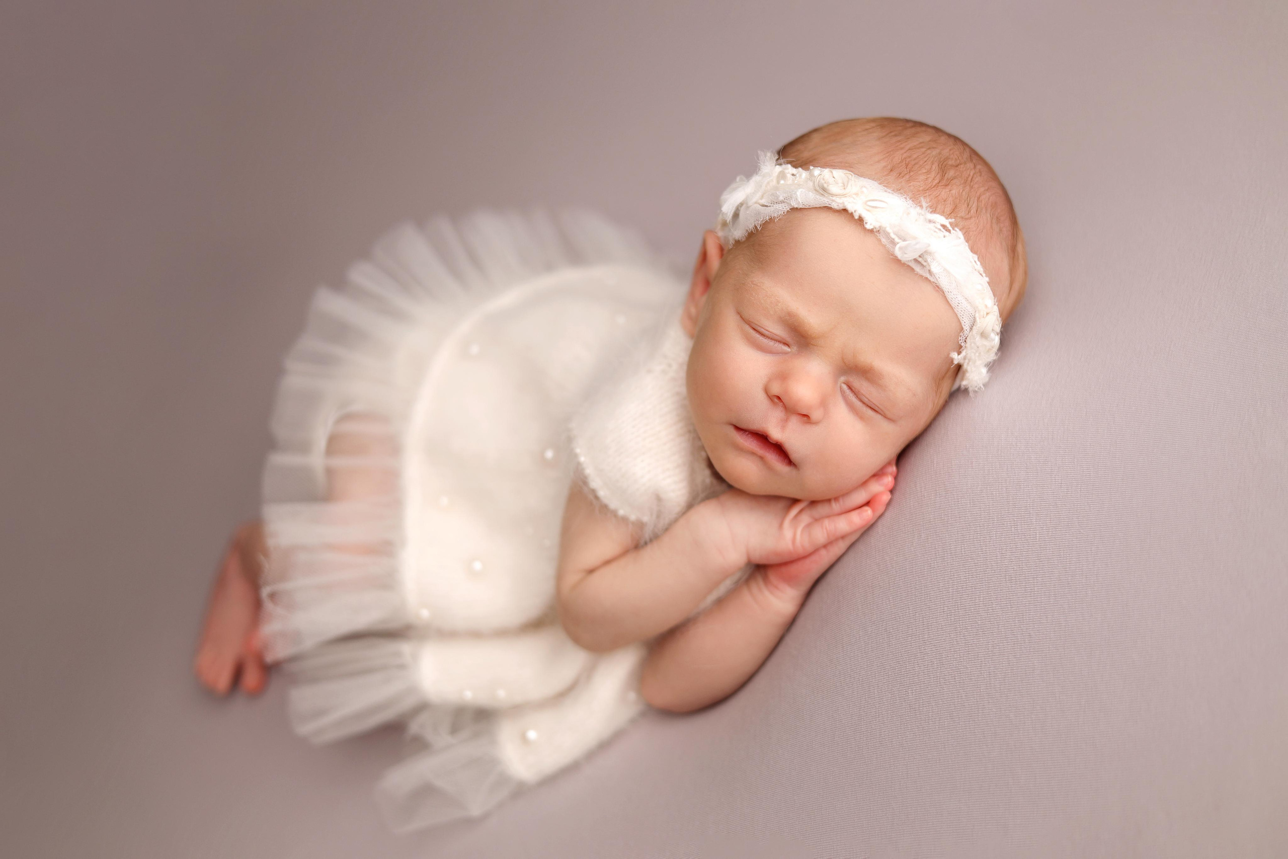 Moscow newborn photographer. Фотограф новорожденных Москва. Ньюборн фотограф Москва