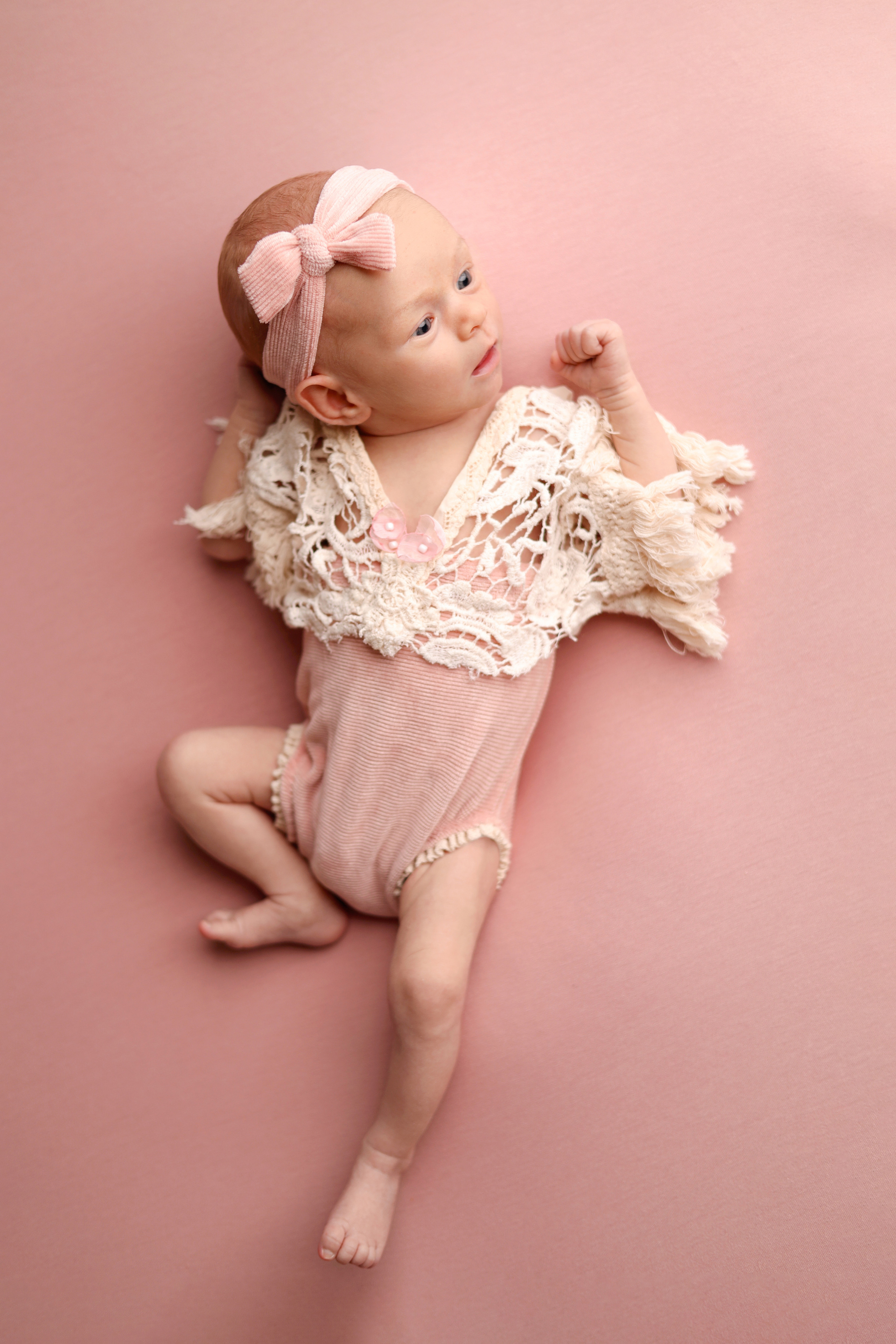 Moscow newborn photographer. Фотограф новорожденных Москва. Ньюборн фотограф Москва