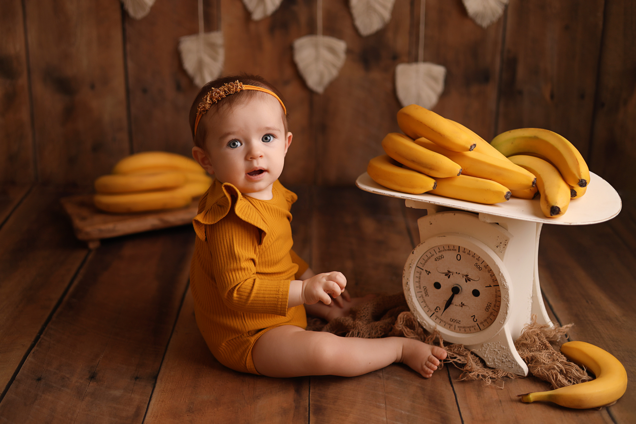 Сонечке 9 месяцев, фотосъемка дома. Фотограф новорожденных Москва. Ньюборн фотограф Москва
