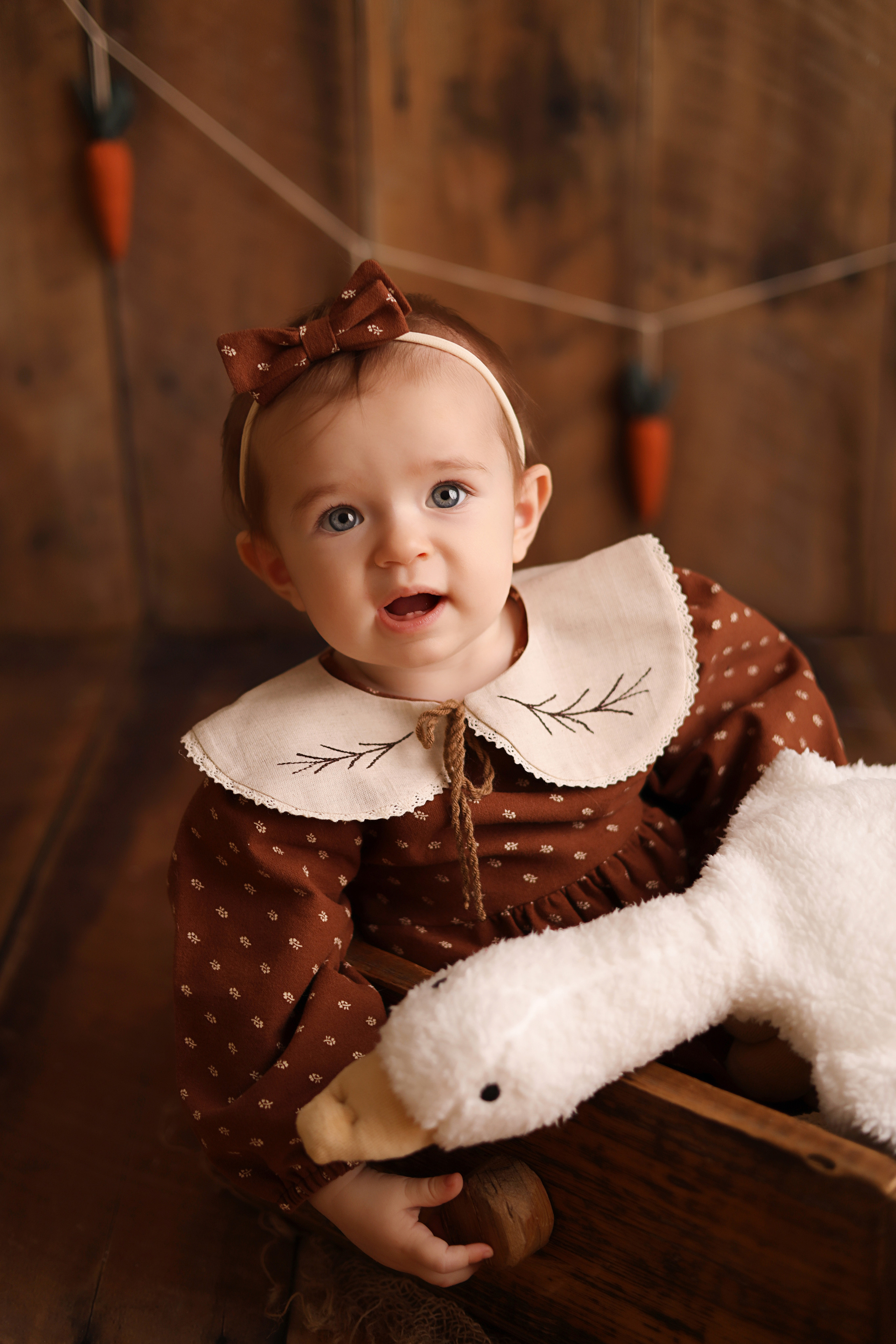 Сонечке 9 месяцев, фотосъемка дома. Фотограф новорожденных Москва. Ньюборн фотограф Москва