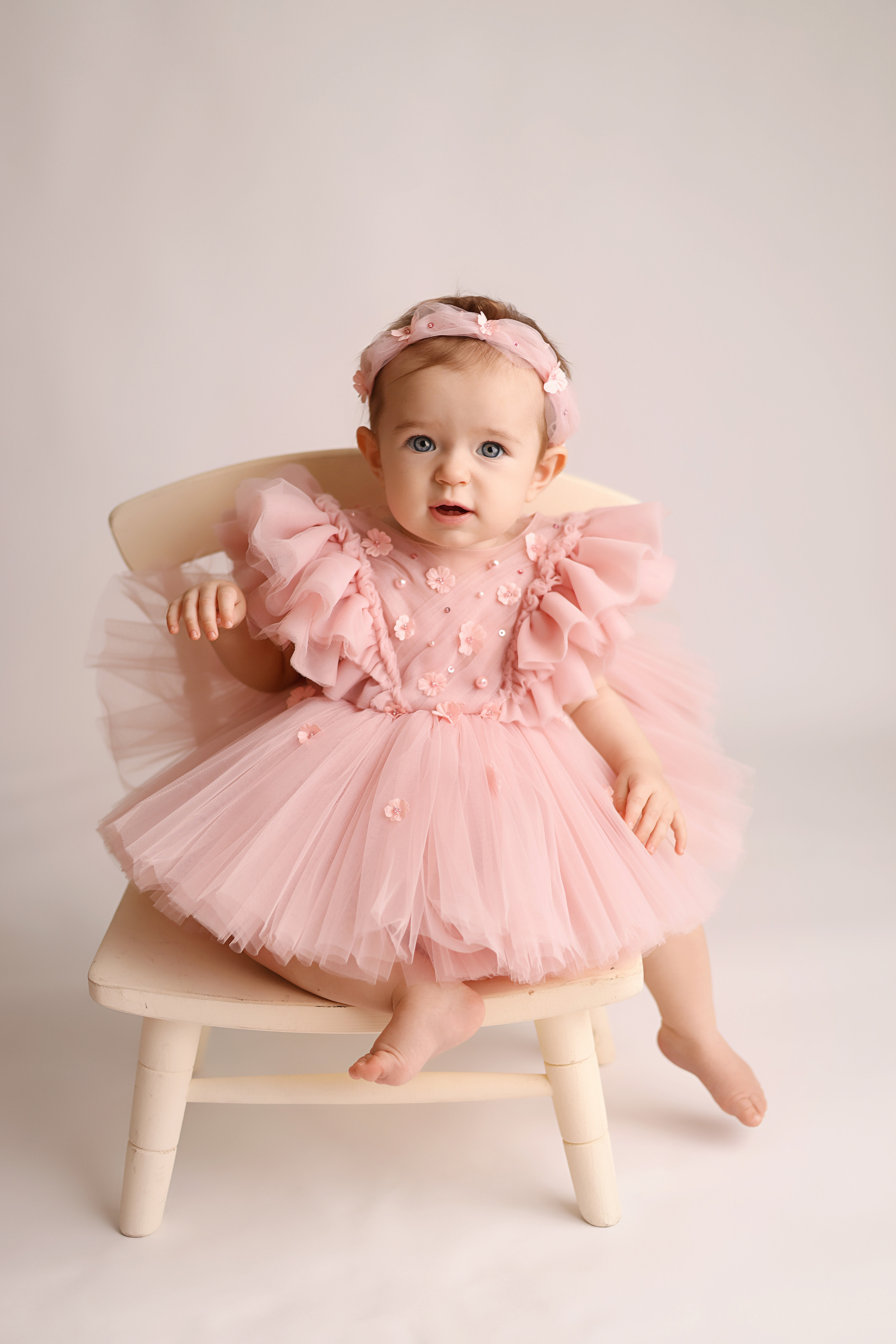 Сонечке 9 месяцев, фотосъемка дома. Фотограф новорожденных Москва. Ньюборн фотограф Москва