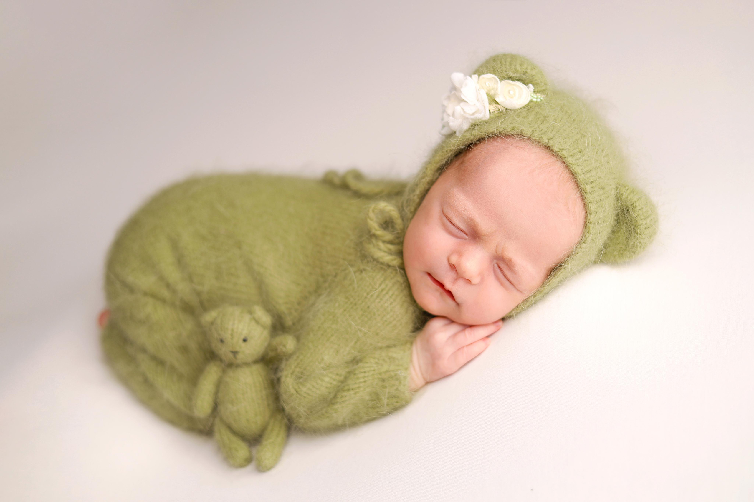 Moscow newborn photographer. Фотограф новорожденных Москва. Ньюборн фотограф Москва