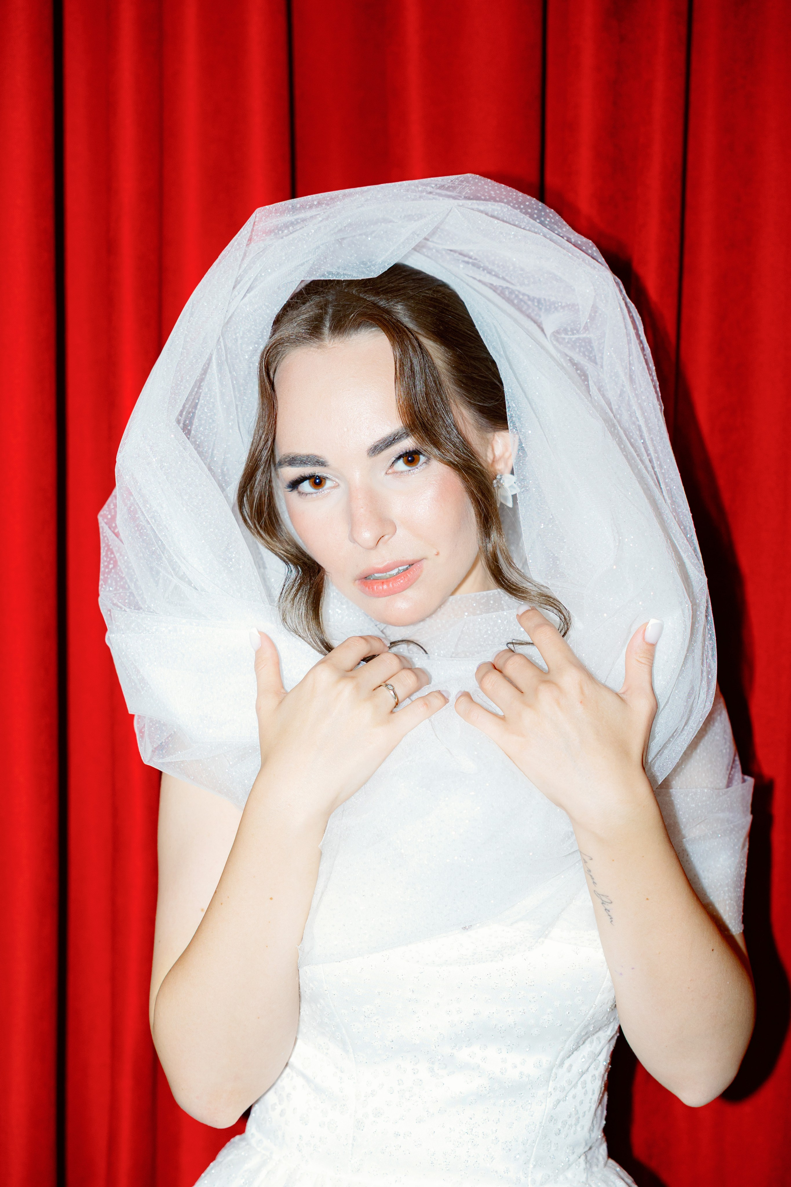 Фотограф Аделина Raw