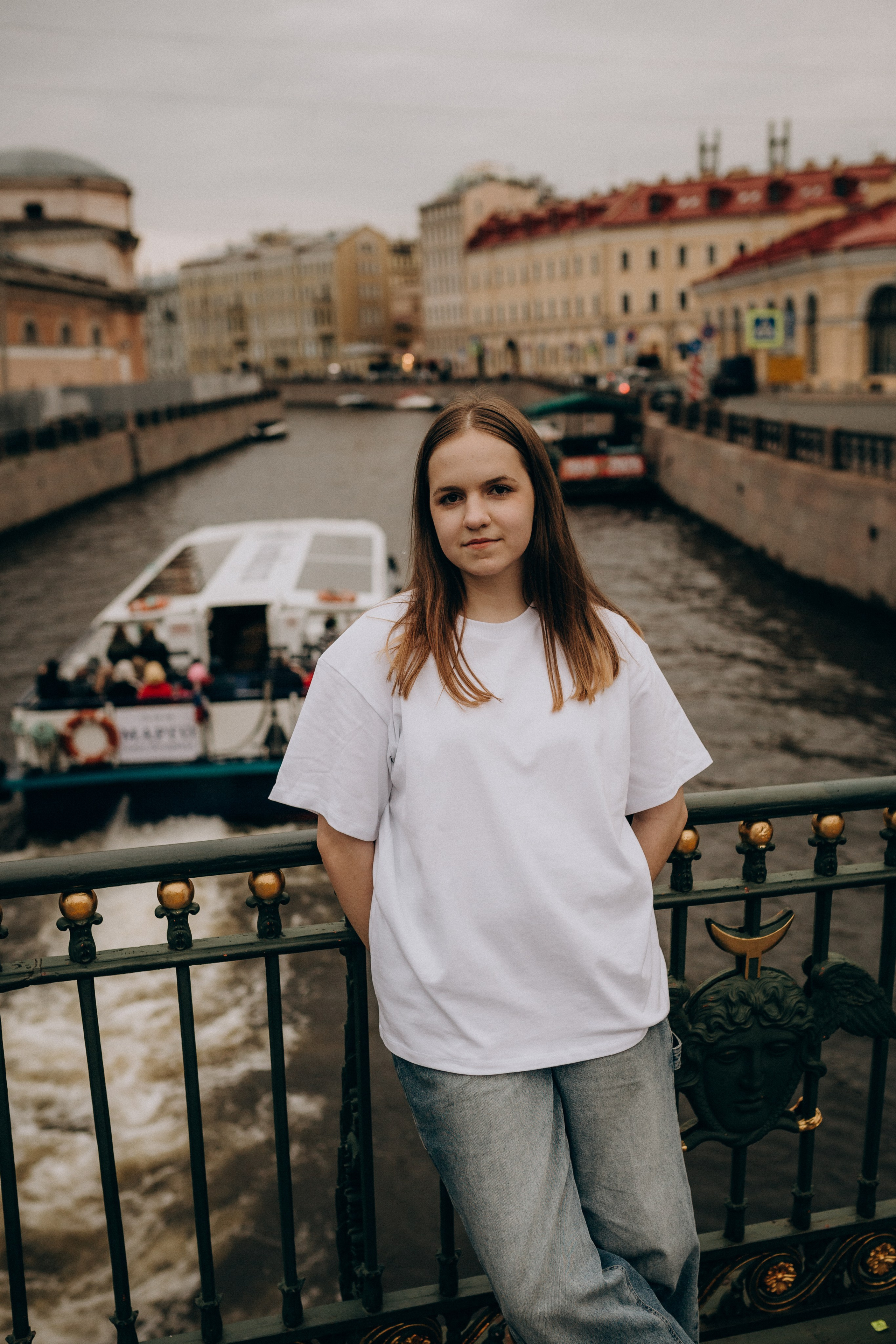 Фотосессия для сестёр: прогулка по Питеру. Фотограф Санкт-Петербург Князева Елизавета