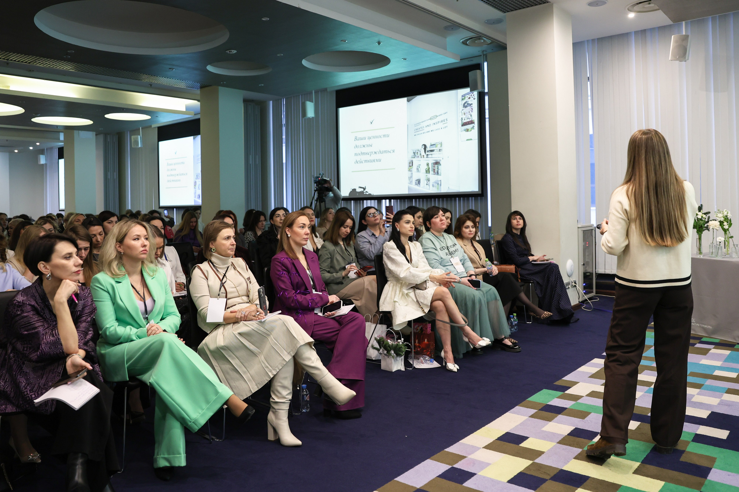 Бизнес Форум «Бал на Неве». Фотограф Дарья Попова