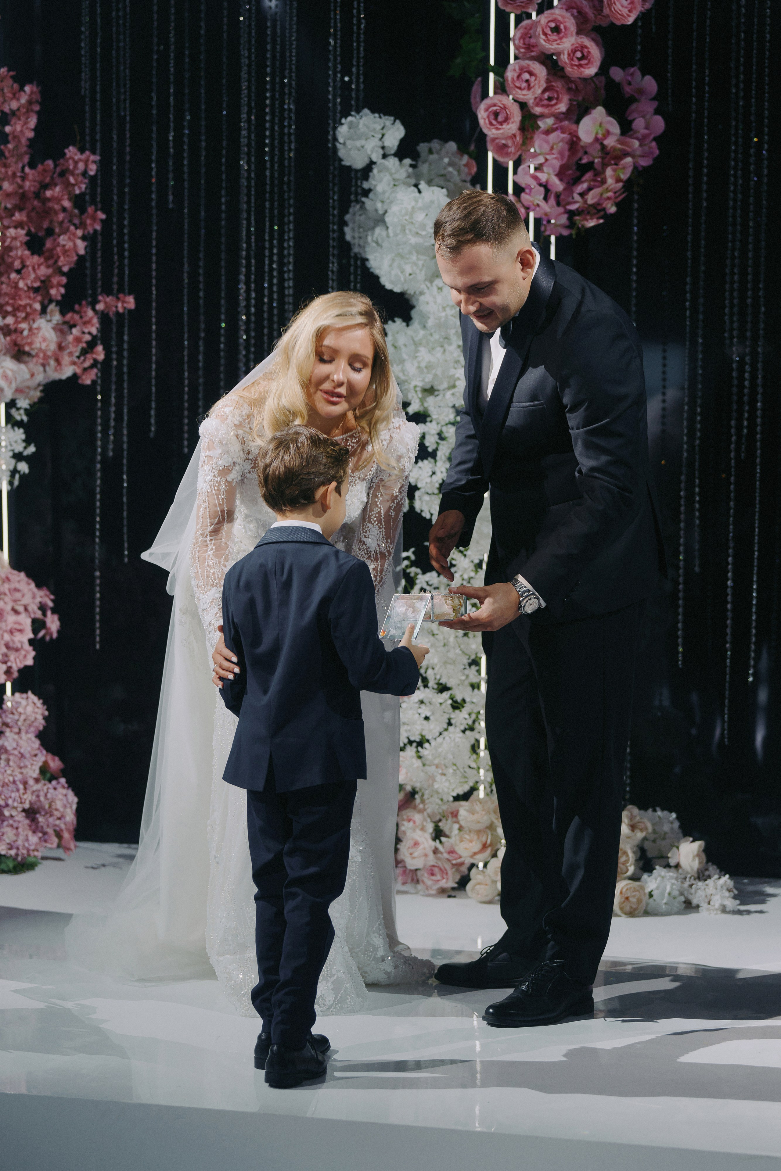 Your love is all I need in my world. Свадебный фотограф в Ростовe-на-Дону Анастасия Прутова