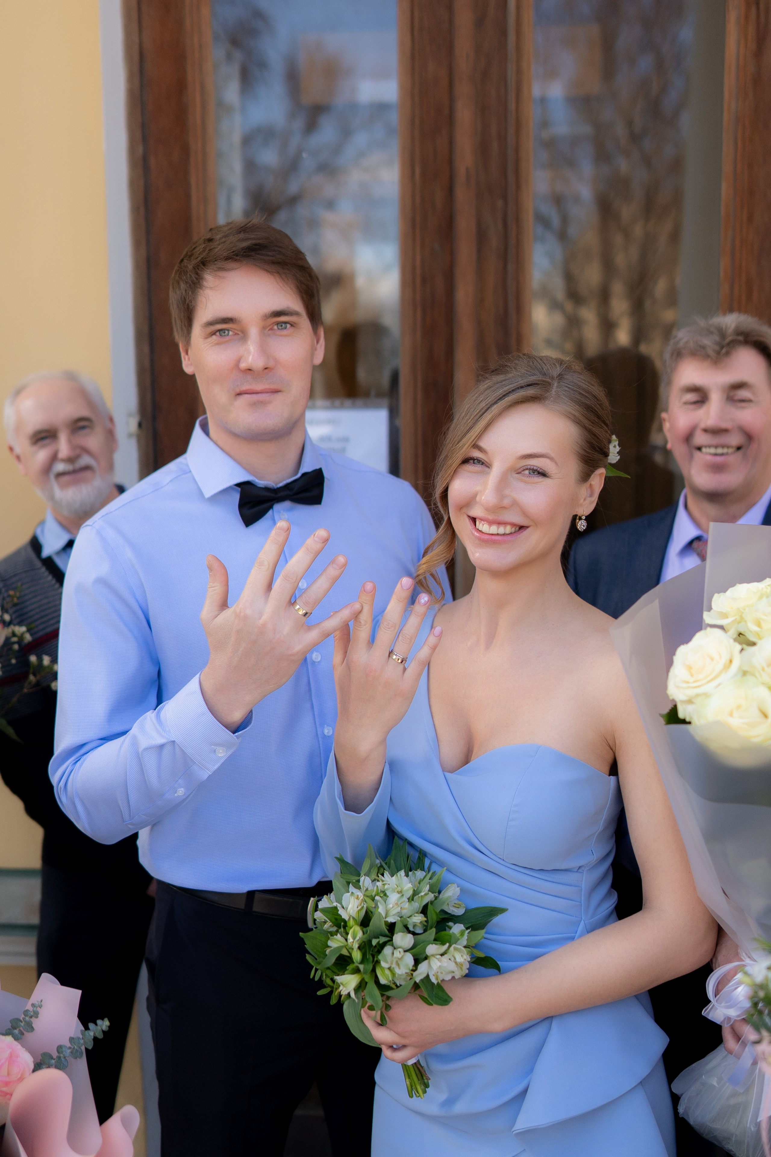 Свадебные фотосессии во дворцах и ЗАГСах Санкт- Петербурга. Свадебный фотограф Александр Невский в Санкт-Петербурге