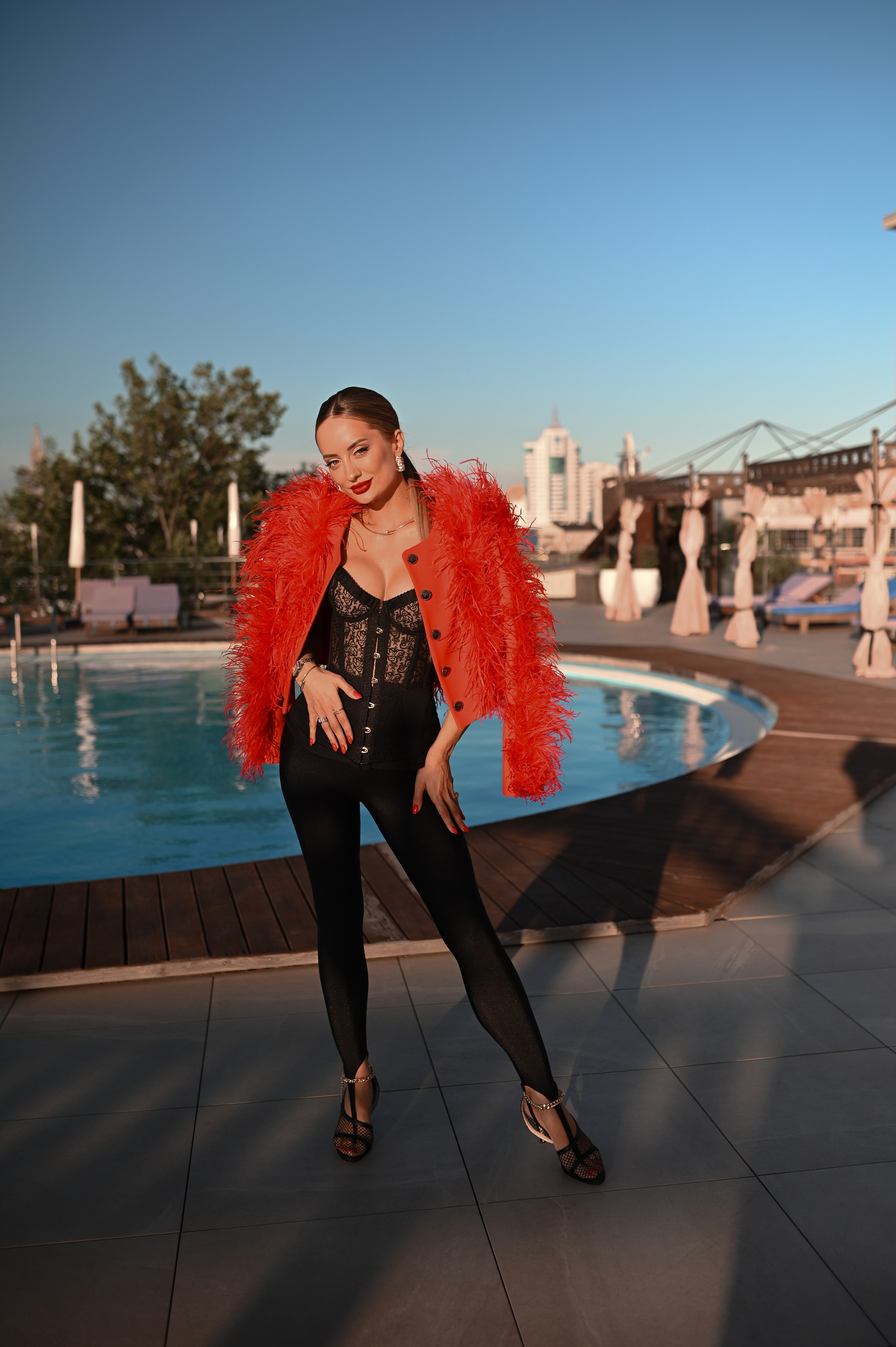 Лилия. Твой личный проводник к красивым фотографиям в Старом Осколе