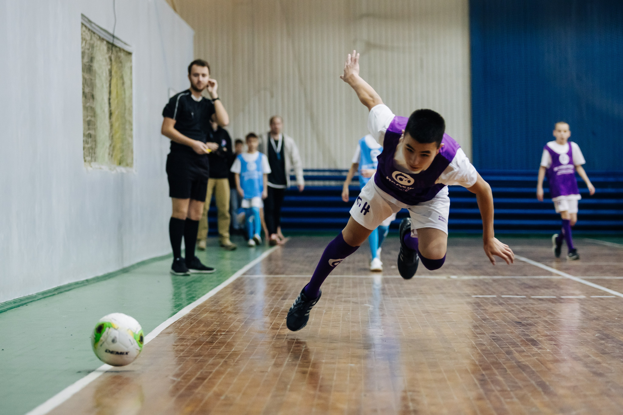Турнир по футболу среди команд школ-интернатов Магнитогорска «Надеждик CUP» // 08.12.2024. Денис Прохоров Фотограф в г. Магнитогорск