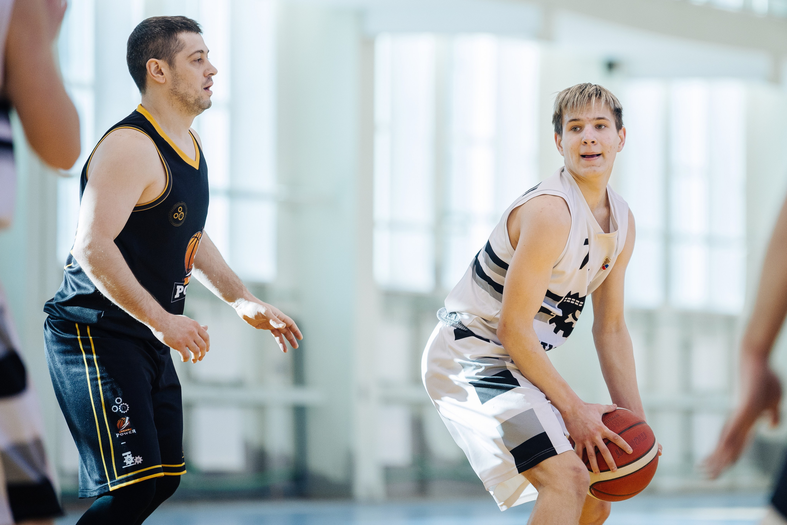 Любительский Чемпионат Магнитогорска по баскетболу // 09.02.25. Денис Прохоров Фотограф в г. Магнитогорск