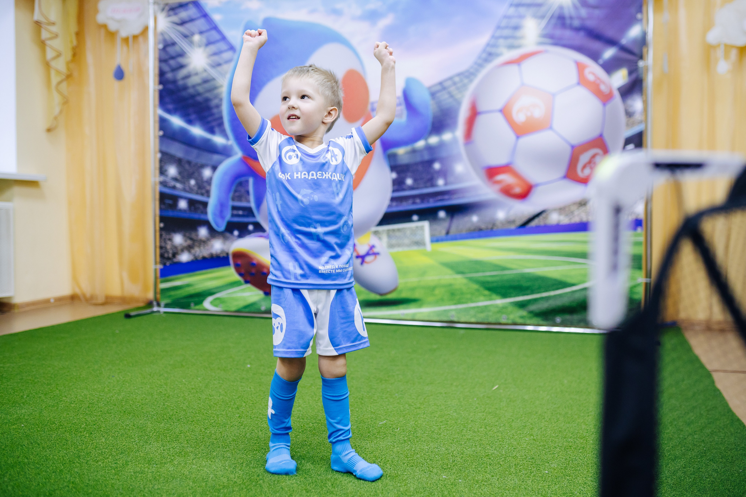 Фотосессия с кубком в детских садах г. Магнитогорска. Денис Прохоров Фотограф в г. Магнитогорск