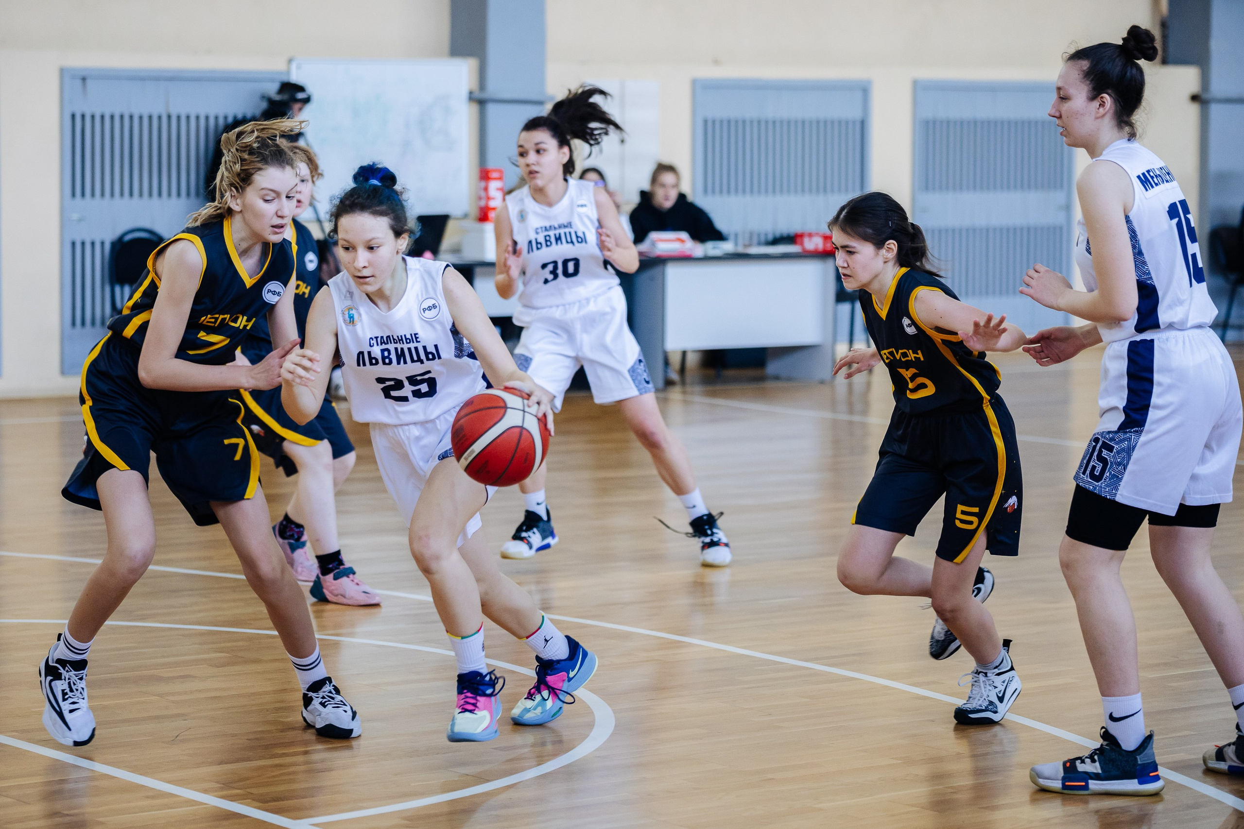 Баскетбол ПЕРВЕНСТВО ЧЕЛЯБИНСКОЙ ОБЛАСТИ // 08.04.24. Денис Прохоров Фотограф в г. Магнитогорск
