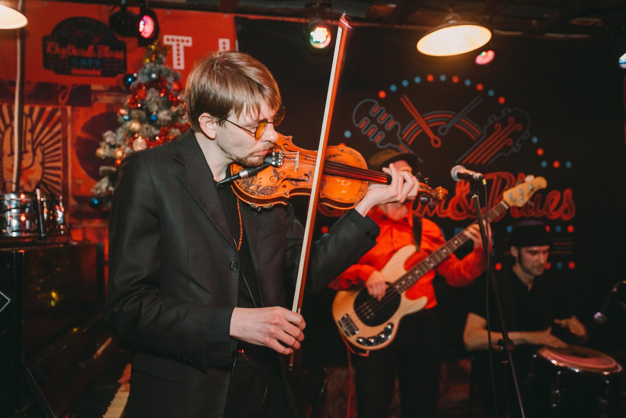 Старый Добрый Диксиленд и Бугабу бэнд. Фотограф Сонкина Татьяна