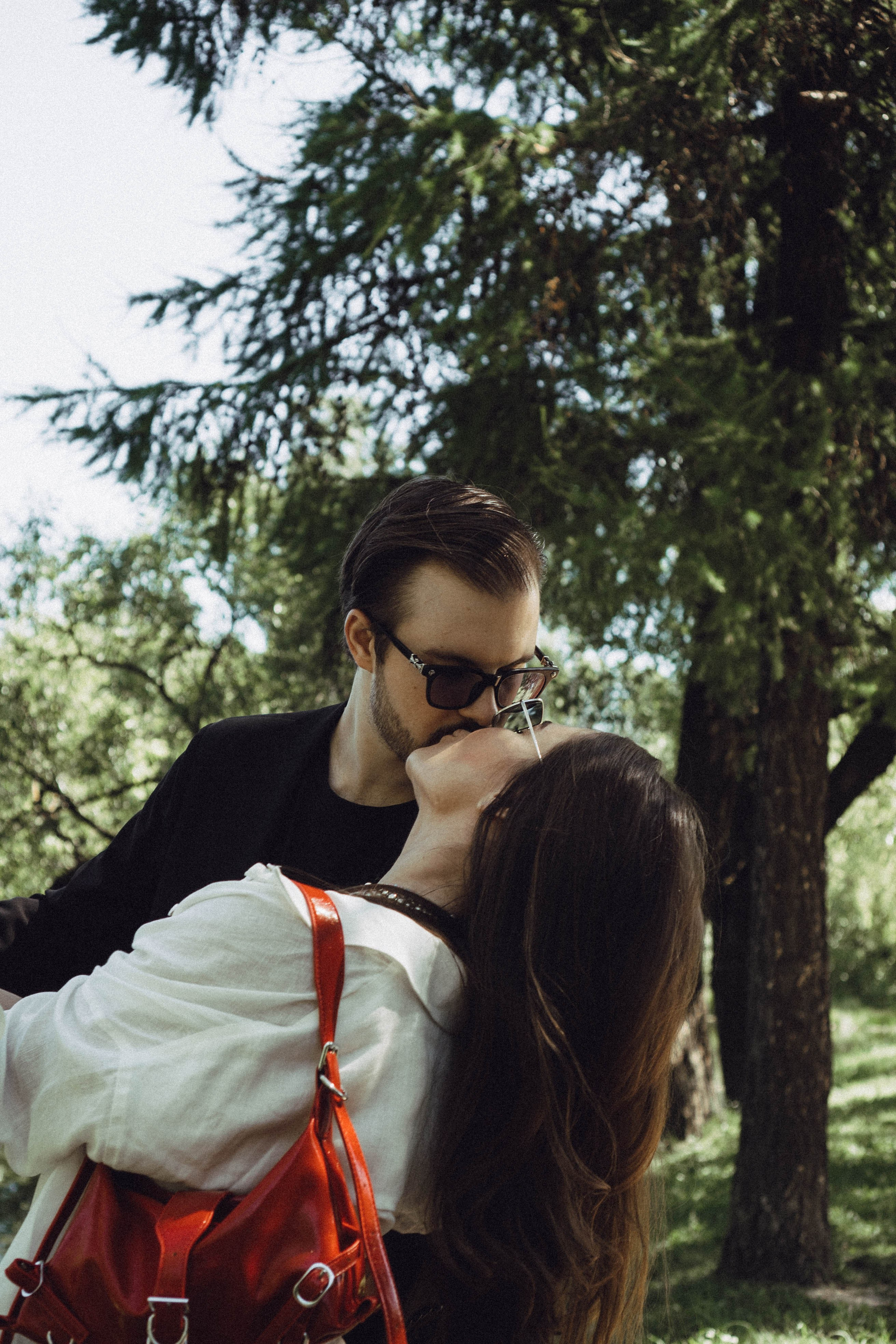 СВАДЕБНАЯ СЬЕМКА В ПАРКЕ ПОБЕДЫ И ПРОГУЛКА ПО МОСКОВСКОМУ ПРОСПЕКТУ. Профессиональный фотограф, Санкт-Петербург — Виктория Богомолова