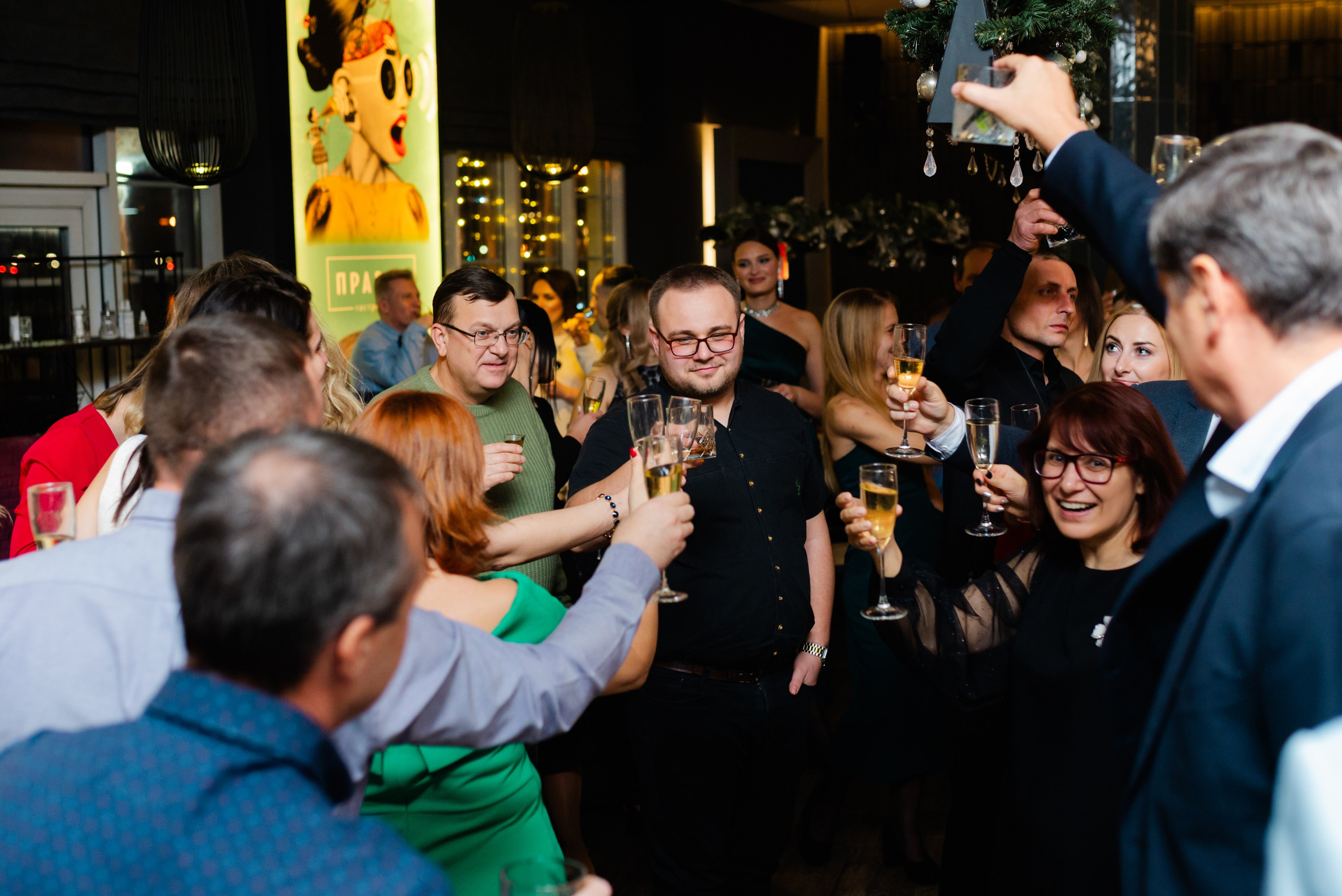 Корпоратив для «Компьютеры и периферия». Свадебный фотограф в городе Минск Крохмалюк Анна