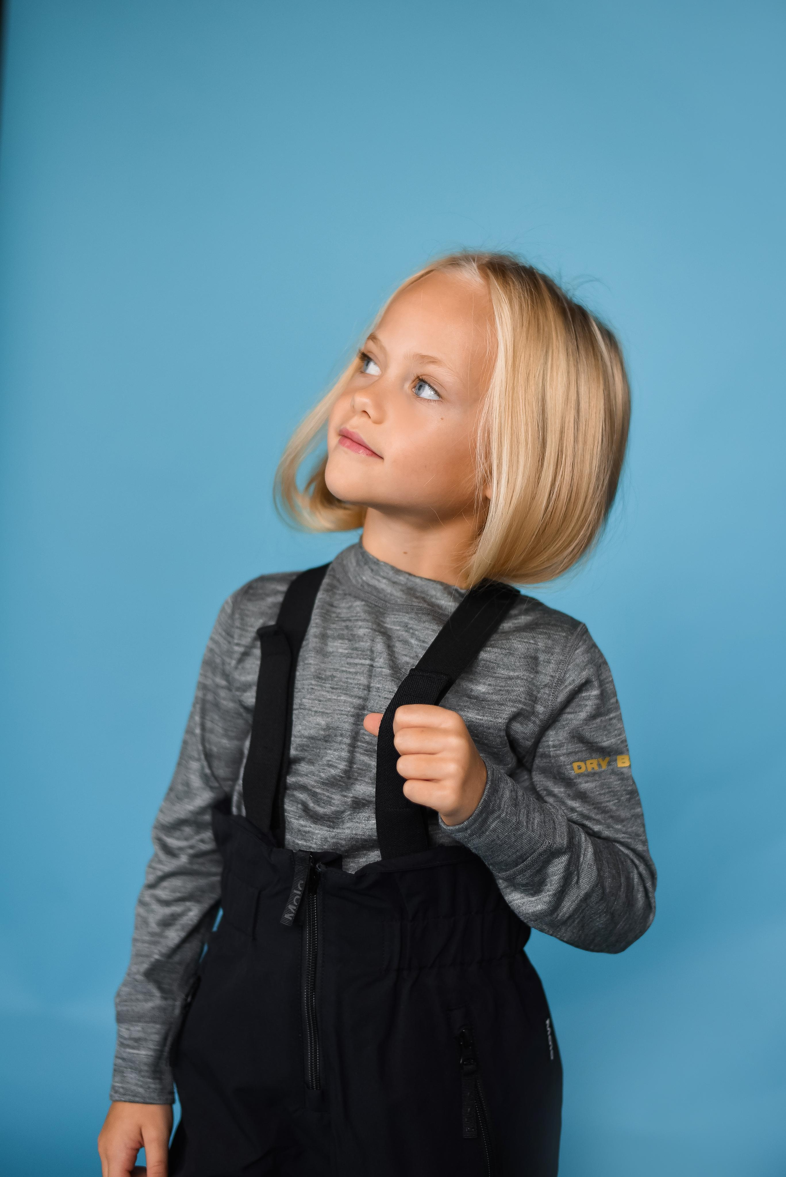 Детская одежда (фон). Контент фотограф в Москве Лихачева Ксения