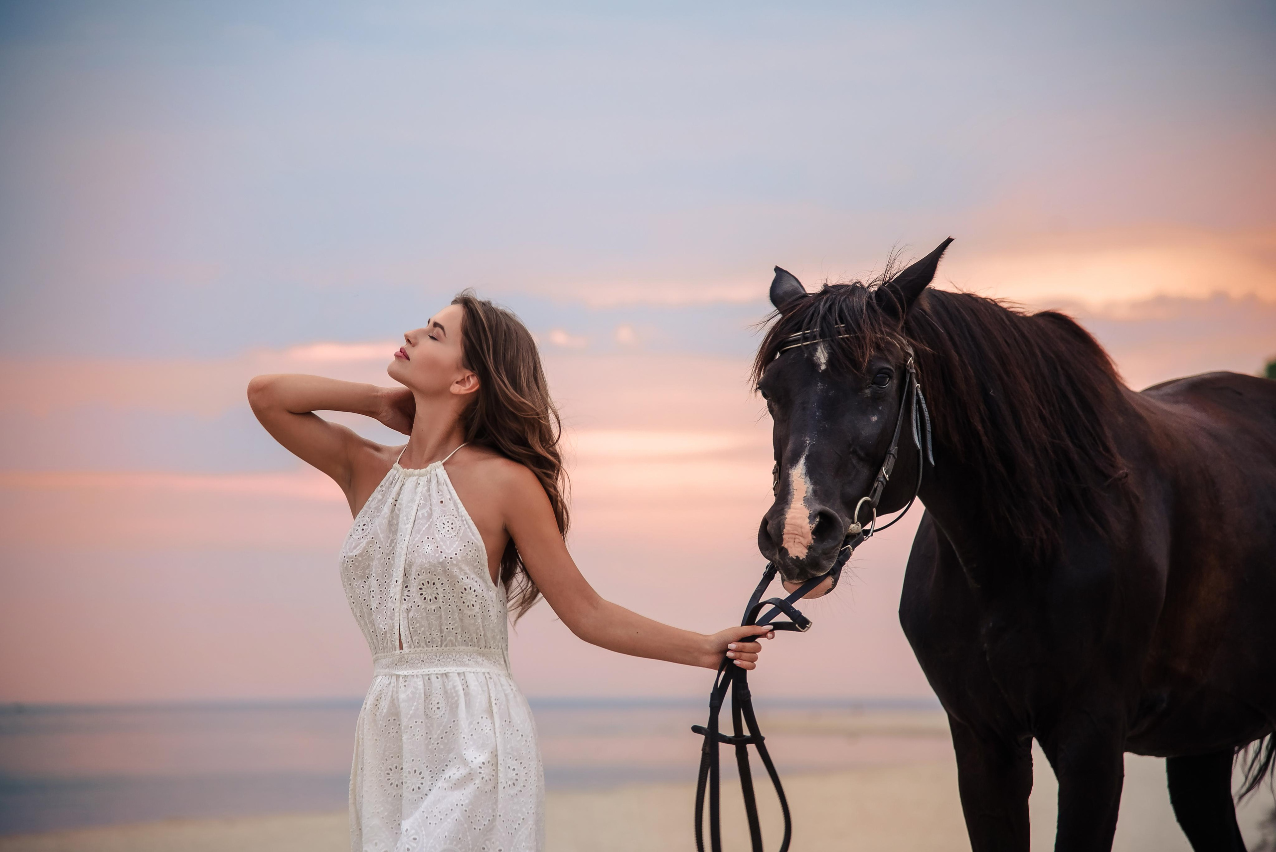 Фотосессии с лошадьми. Контент фотограф в Москве Лихачева Ксения