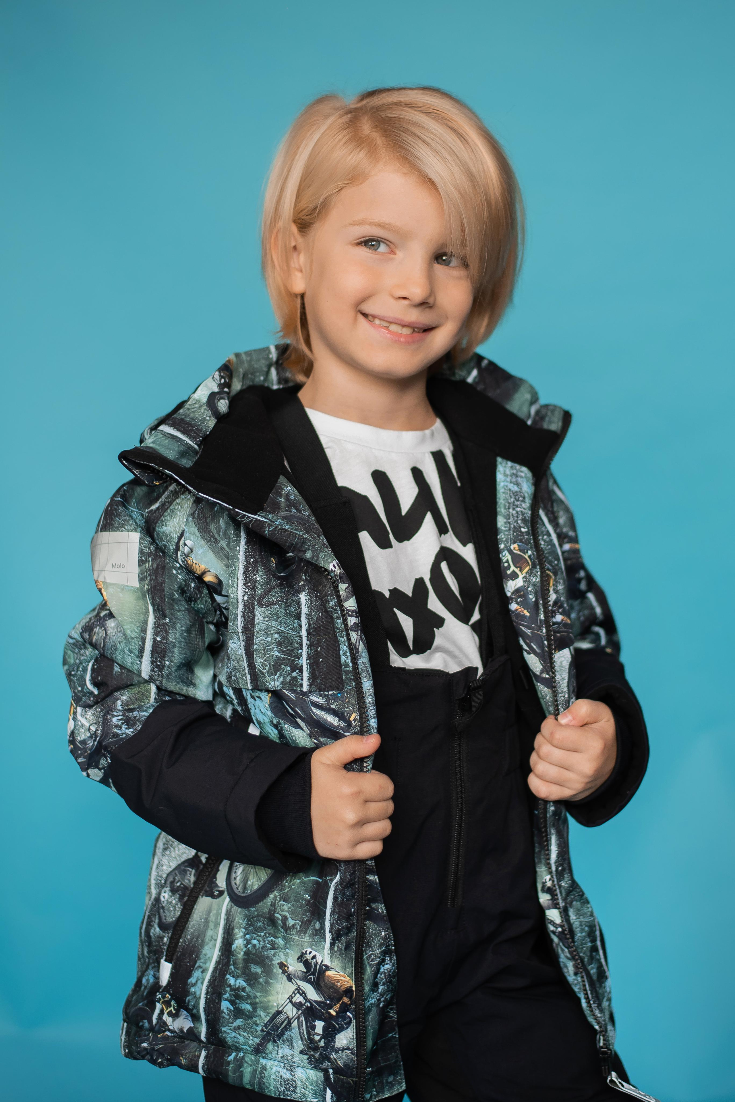 Детская одежда (фон). Контент фотограф в Москве Лихачева Ксения