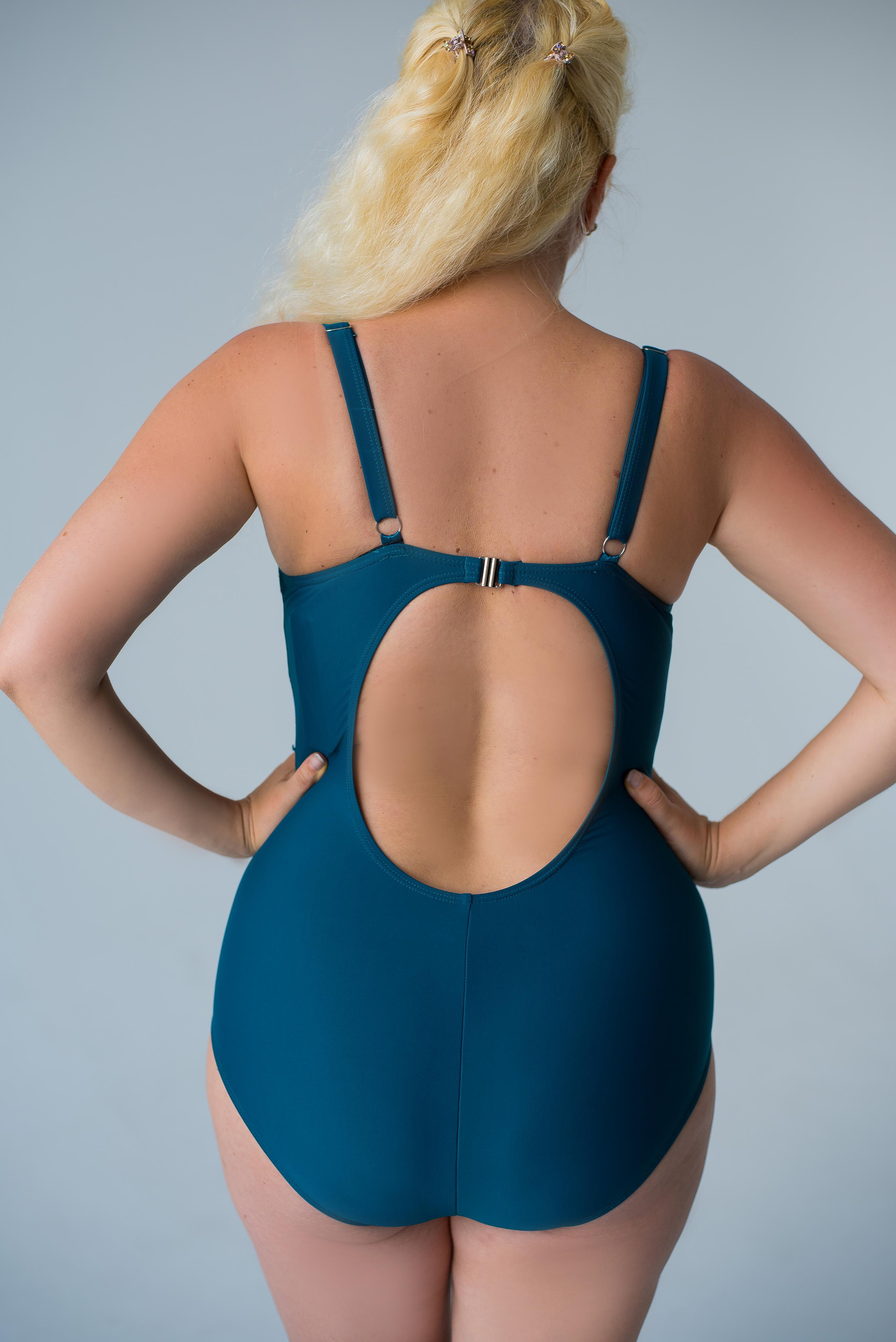 Купальники (фон). Контент фотограф в Москве Лихачева Ксения