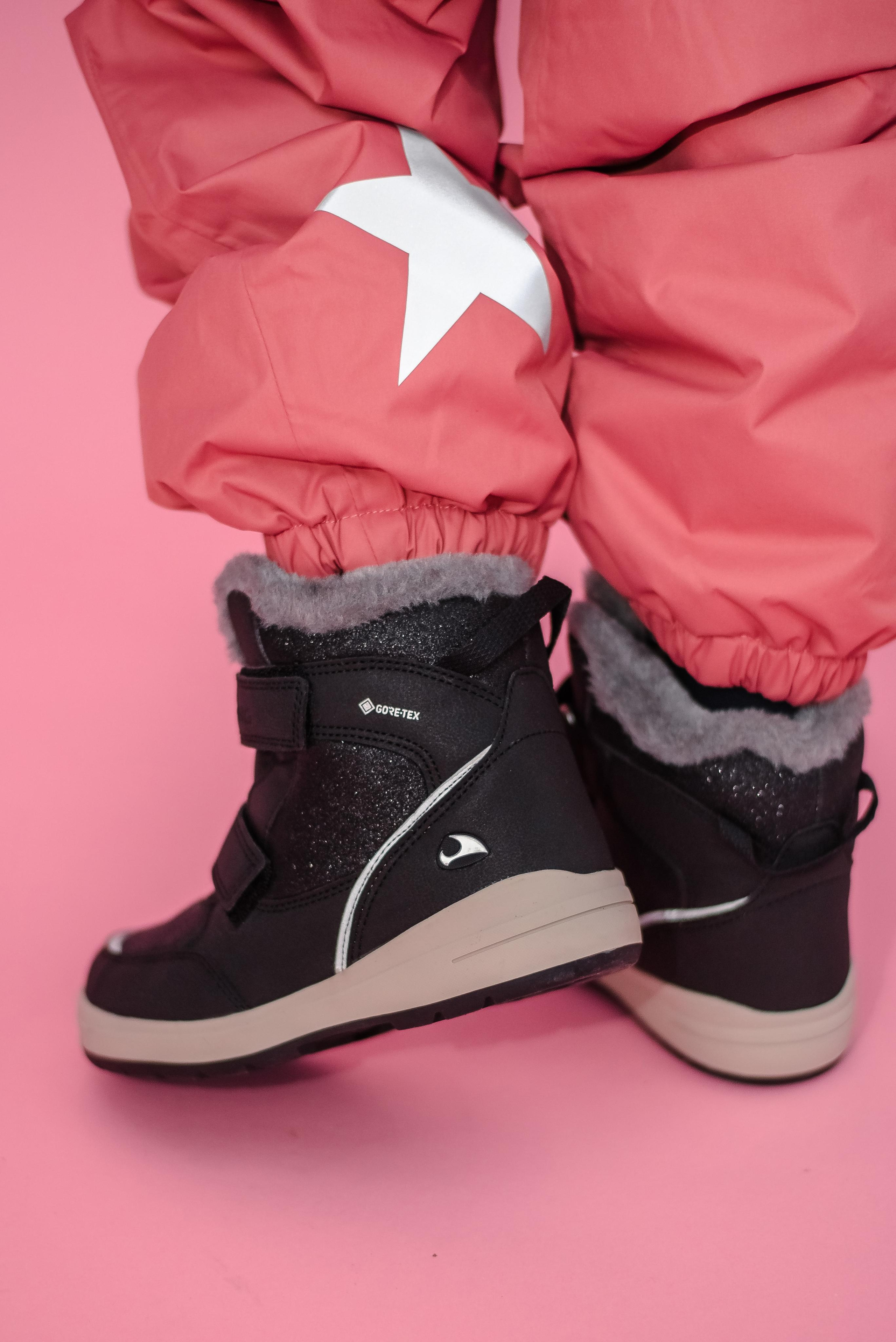 Детская одежда (фон). Контент фотограф в Москве Лихачева Ксения