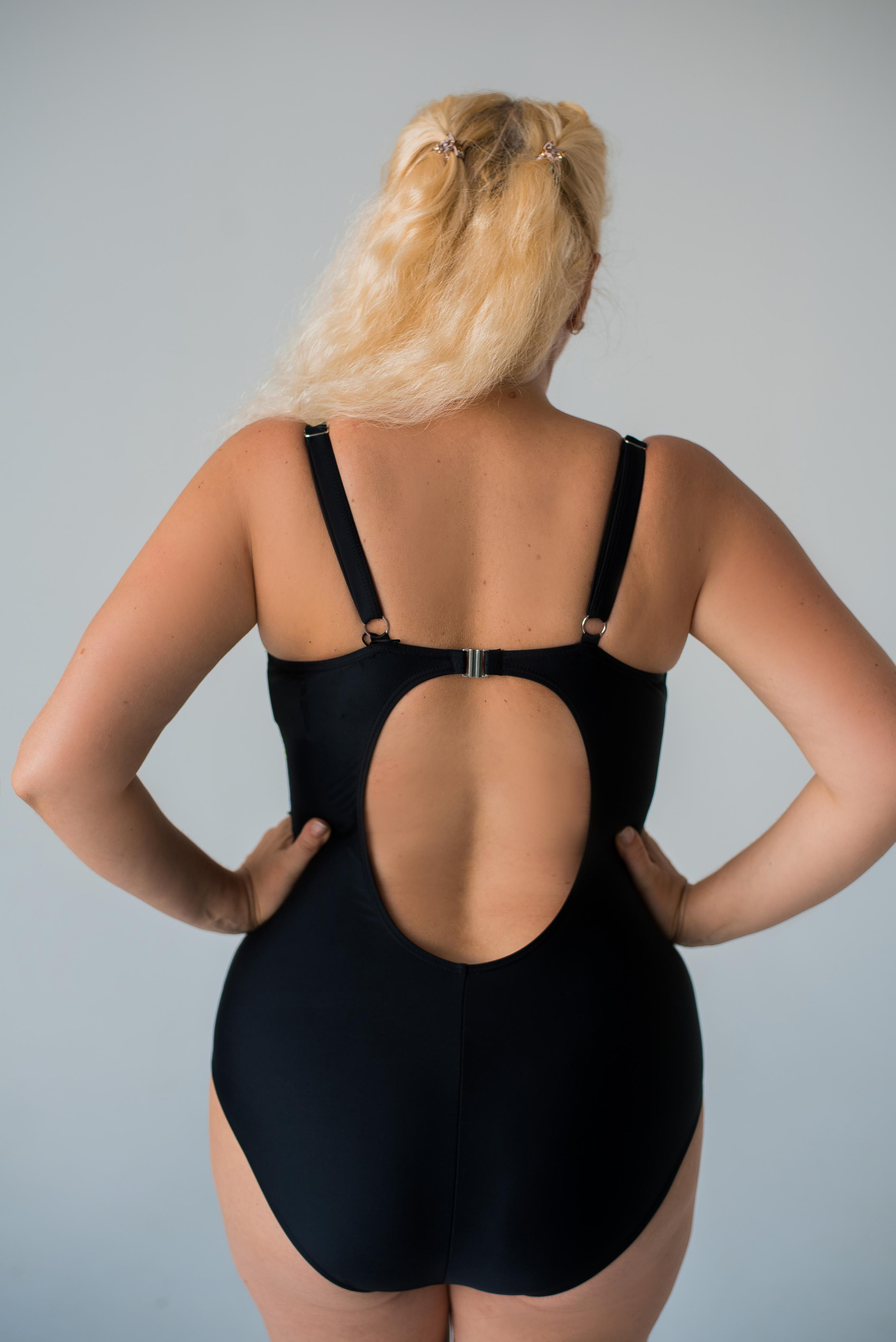 Купальники (фон). Контент фотограф в Москве Лихачева Ксения