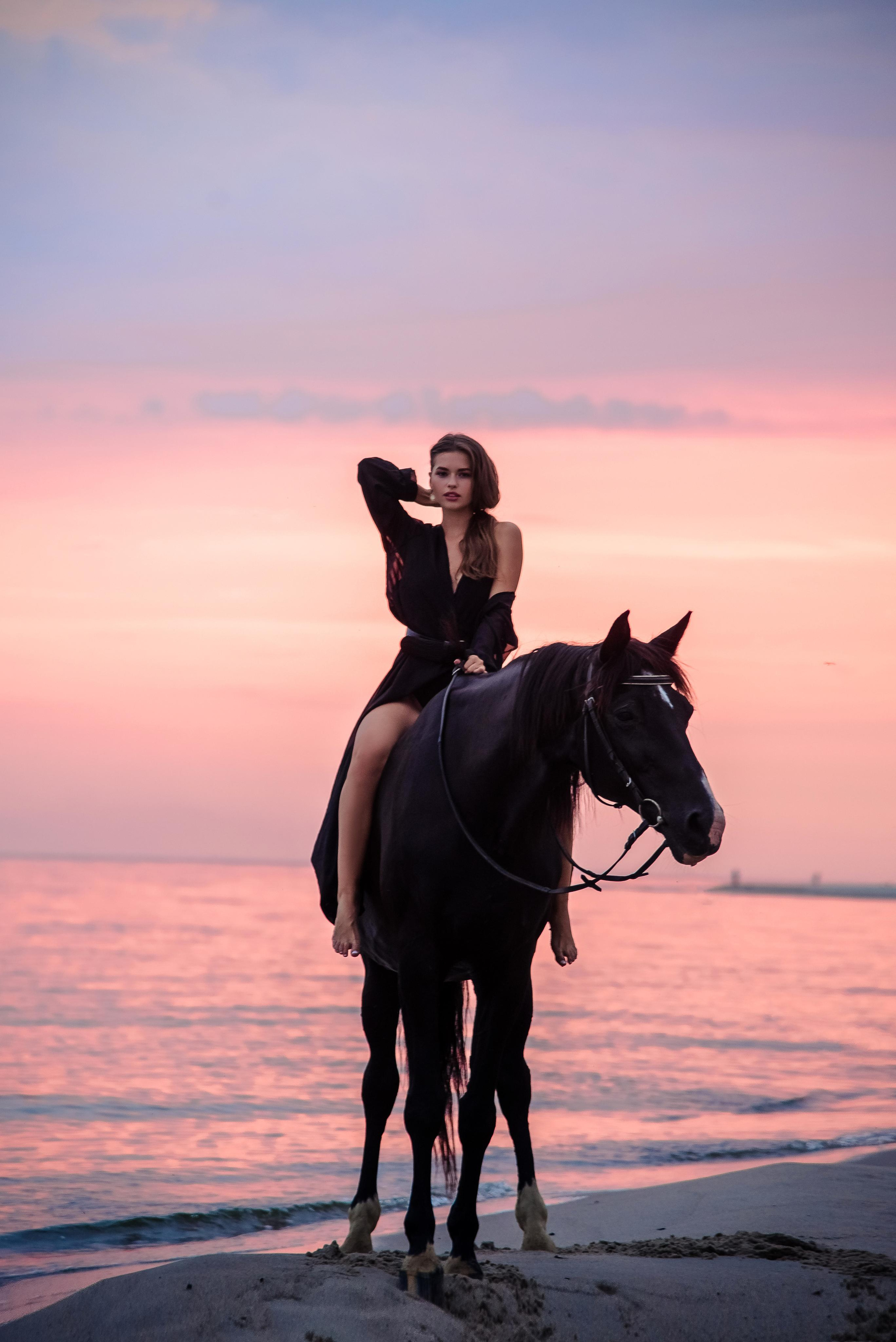 Фотосессии с лошадьми. Контент фотограф в Москве Лихачева Ксения