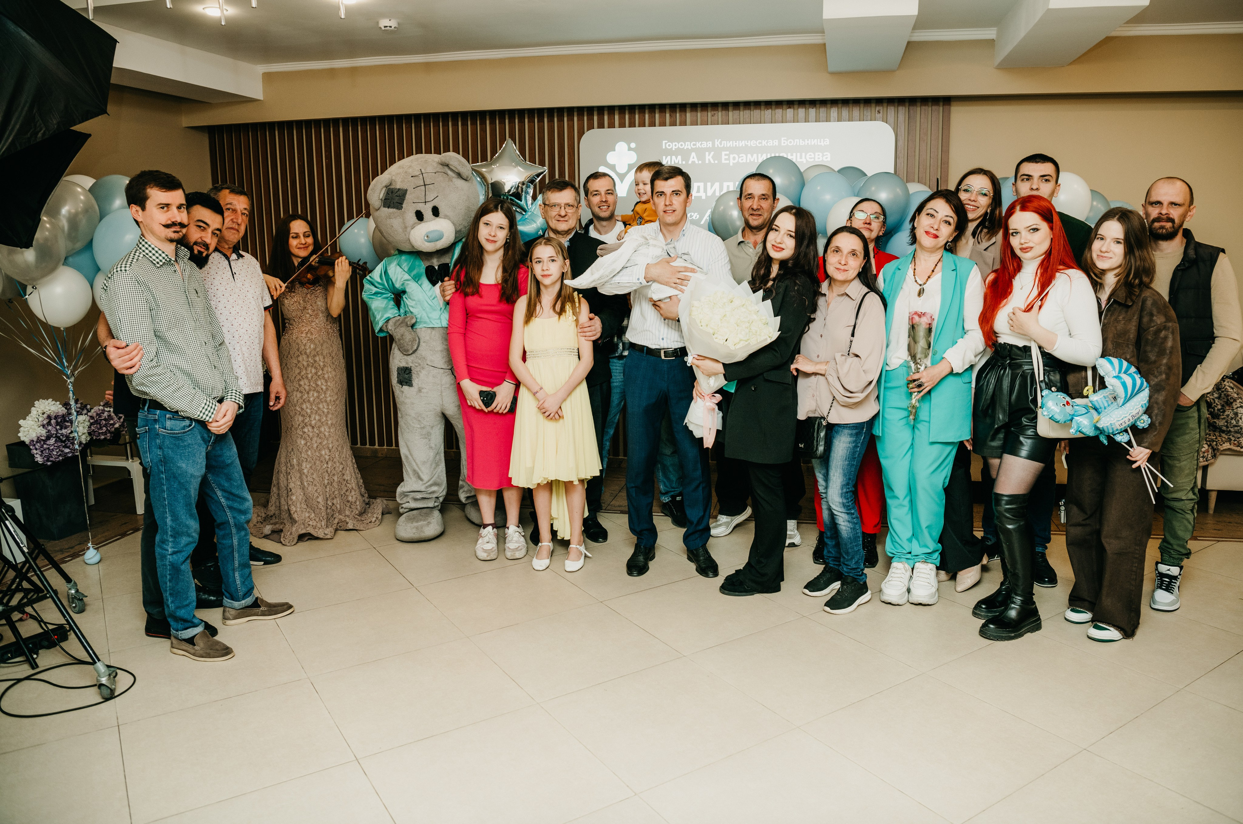 Выписка Амира. ГКБ Ерамишанцева. Фотограф на выписку из роддома в Москве и МО