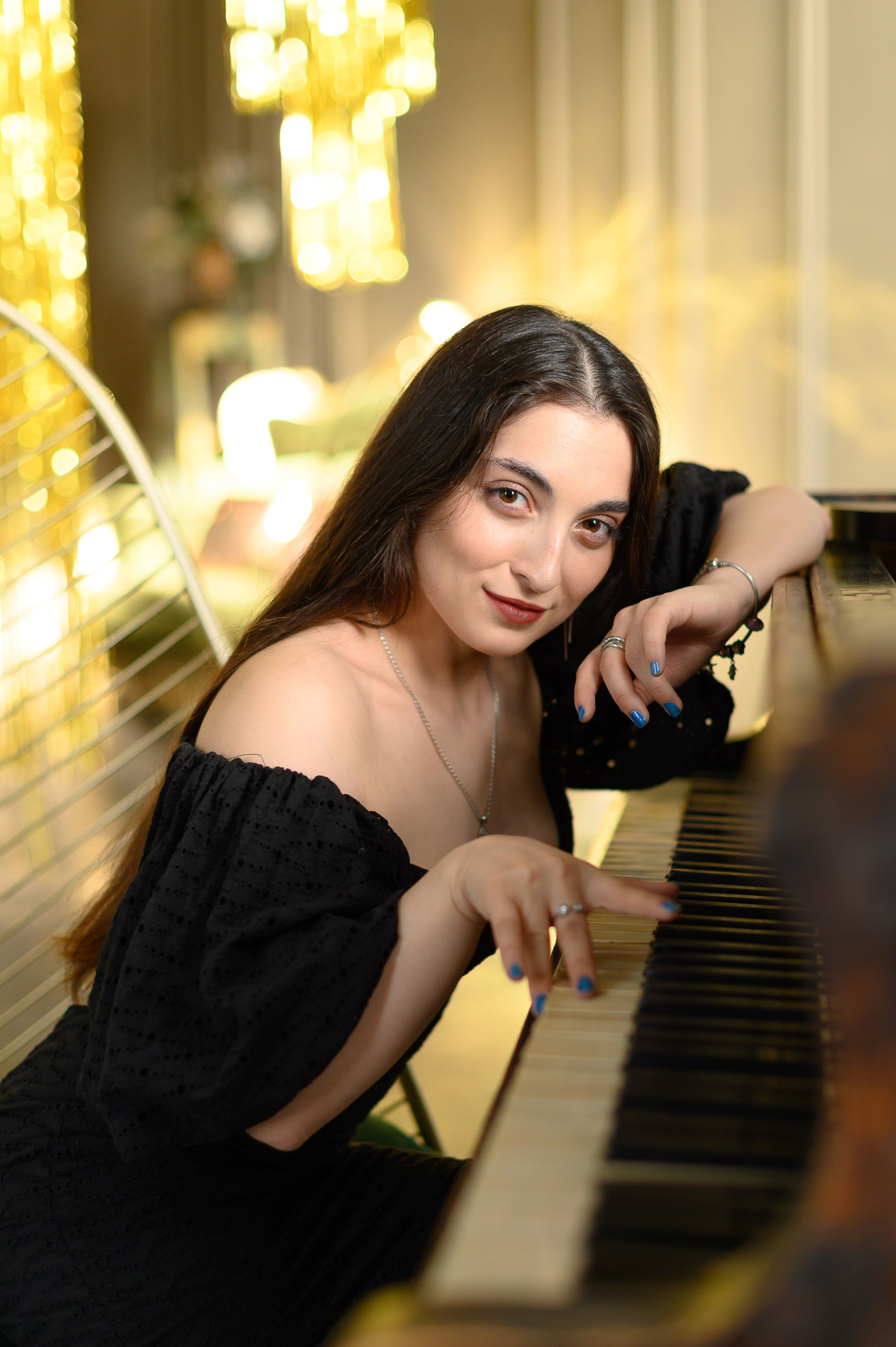 Индивидуальная фотосессия в студии для Аллы