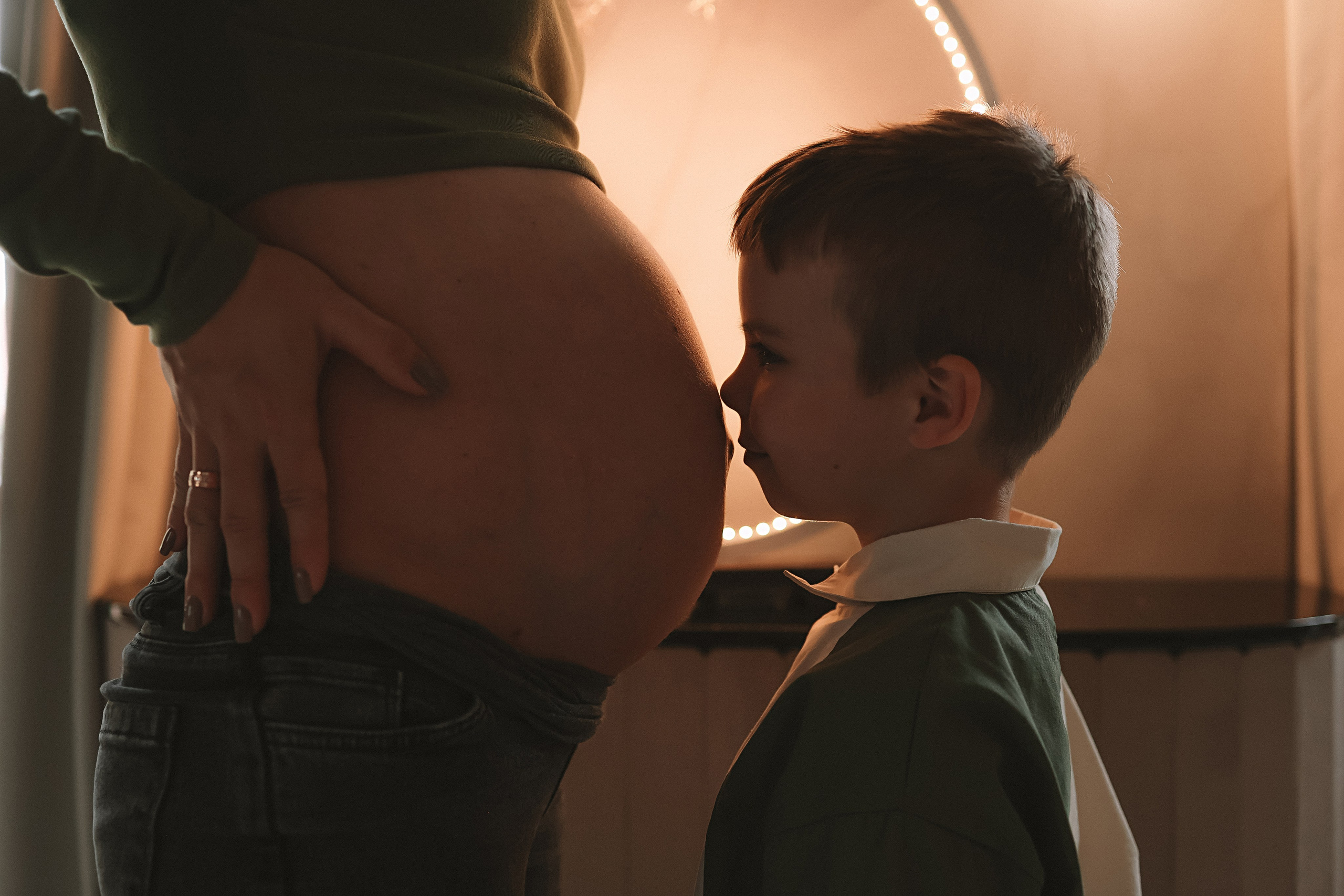 Фататум циклорама и зал. Семейный фотограф Тюмень, фотограф на роды Салмина Мария