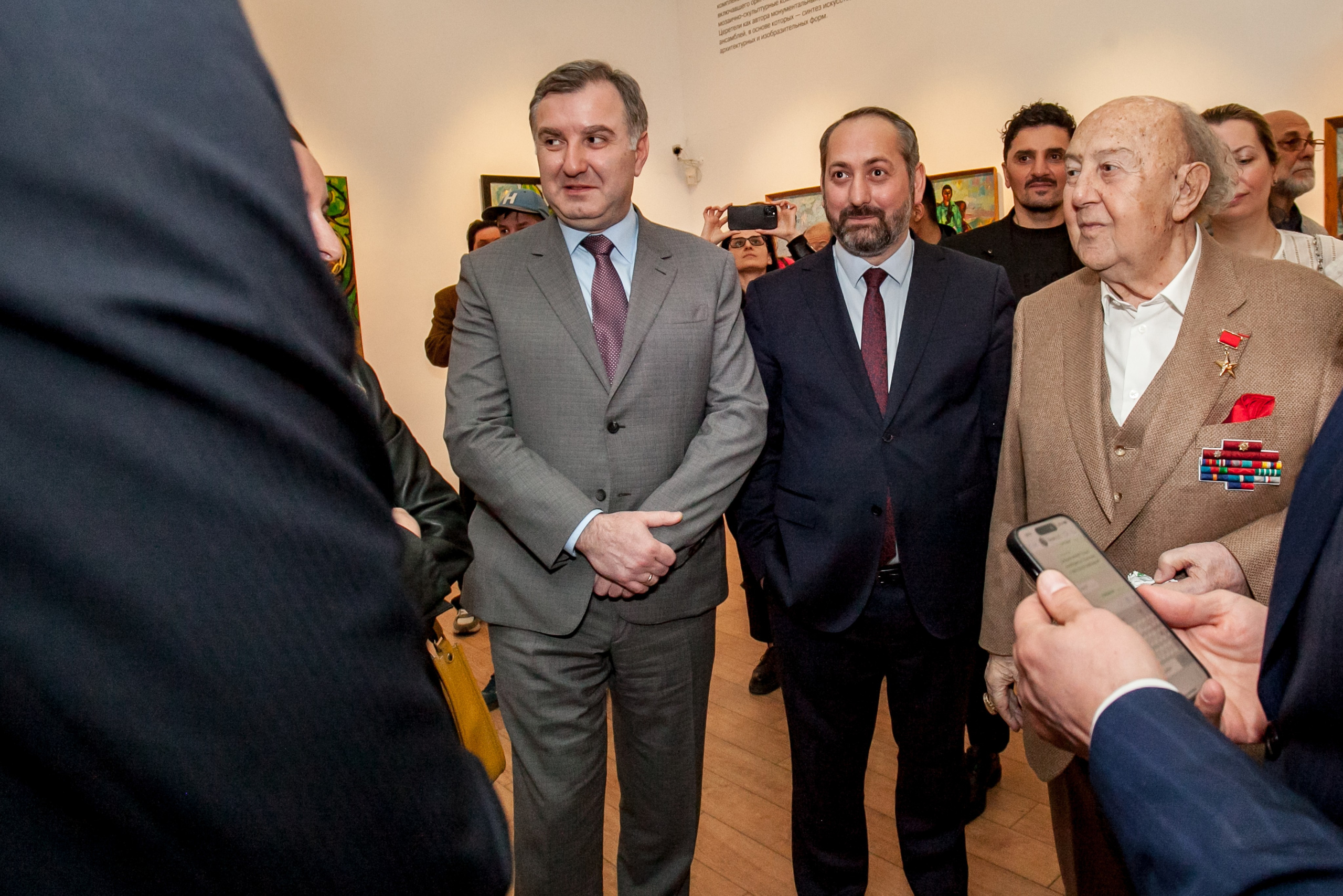 Открытие выставки Зураба Церетели. Art photographer Nino