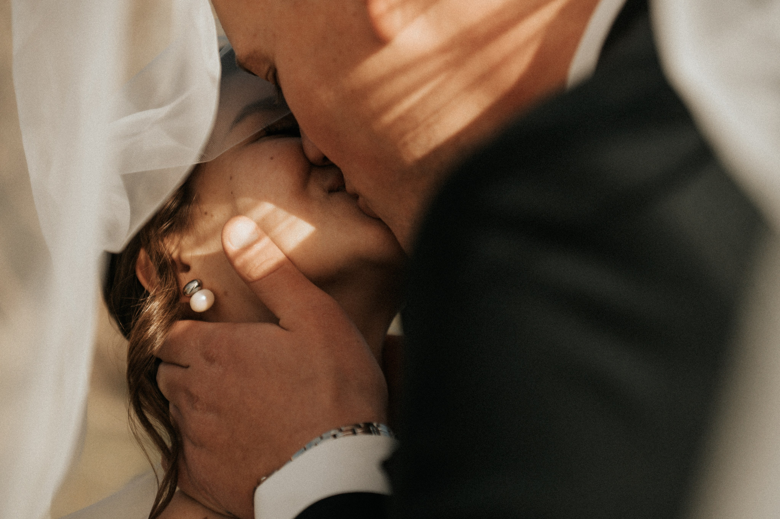 Свадебные фотографии. Фотограф в Барнауле Дарья Бутурлакина. Люби.Цени.Касайся