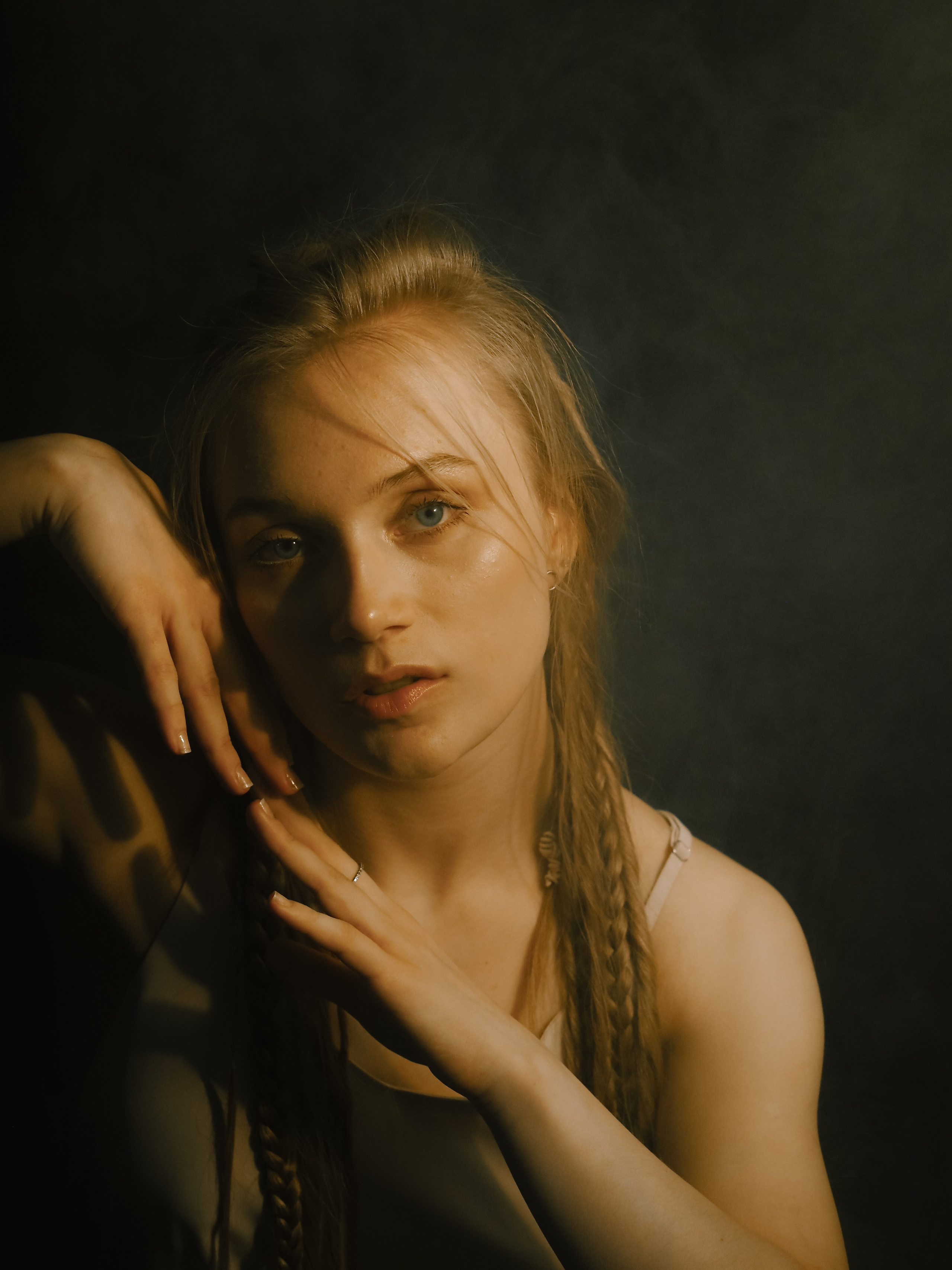 Студийный свет — дым. Фотограф Рязань. Семейный Свадебный фотограф