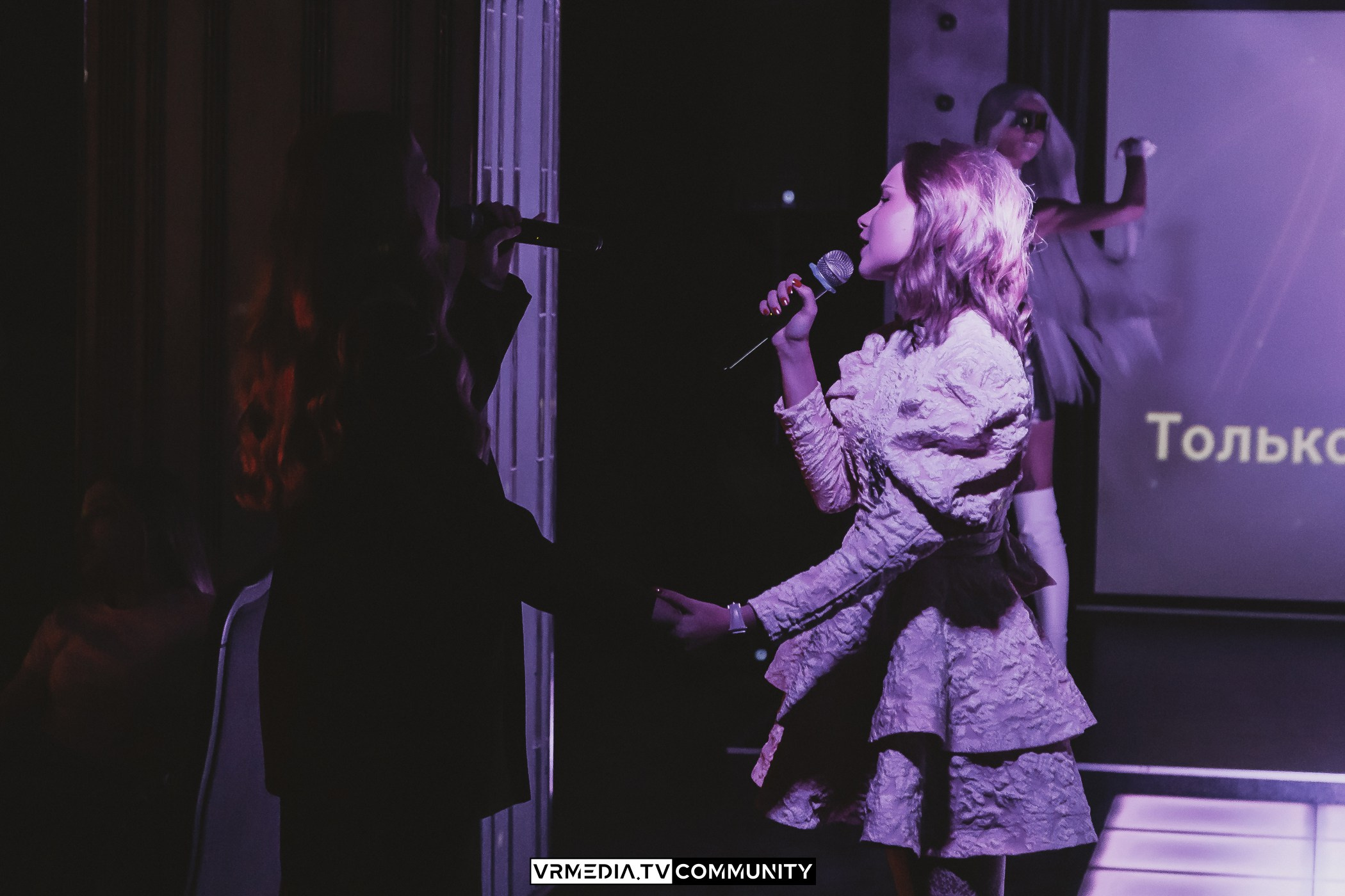 Открытие нового сезона в караоке-баре «Volna»