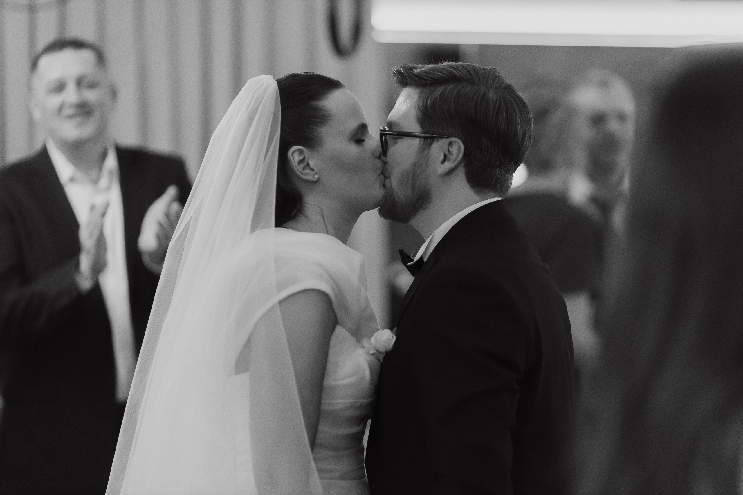 Свадебная фотосессия в Минске в итальянском ресторане La Scala