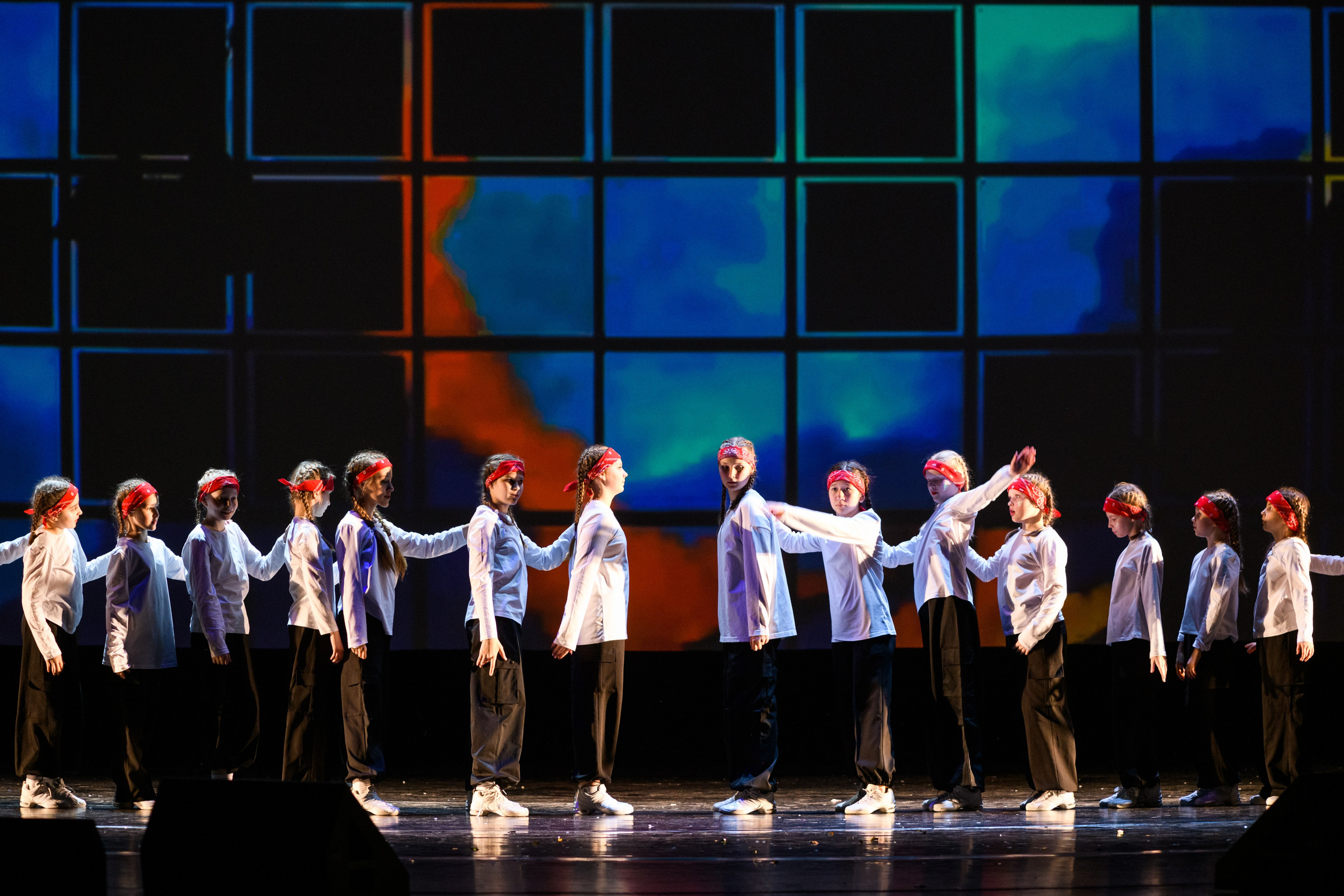 23 апреля, часть 2, БКЗ Октябрьский, г. Санкт-Петербург. Золотое яблочко