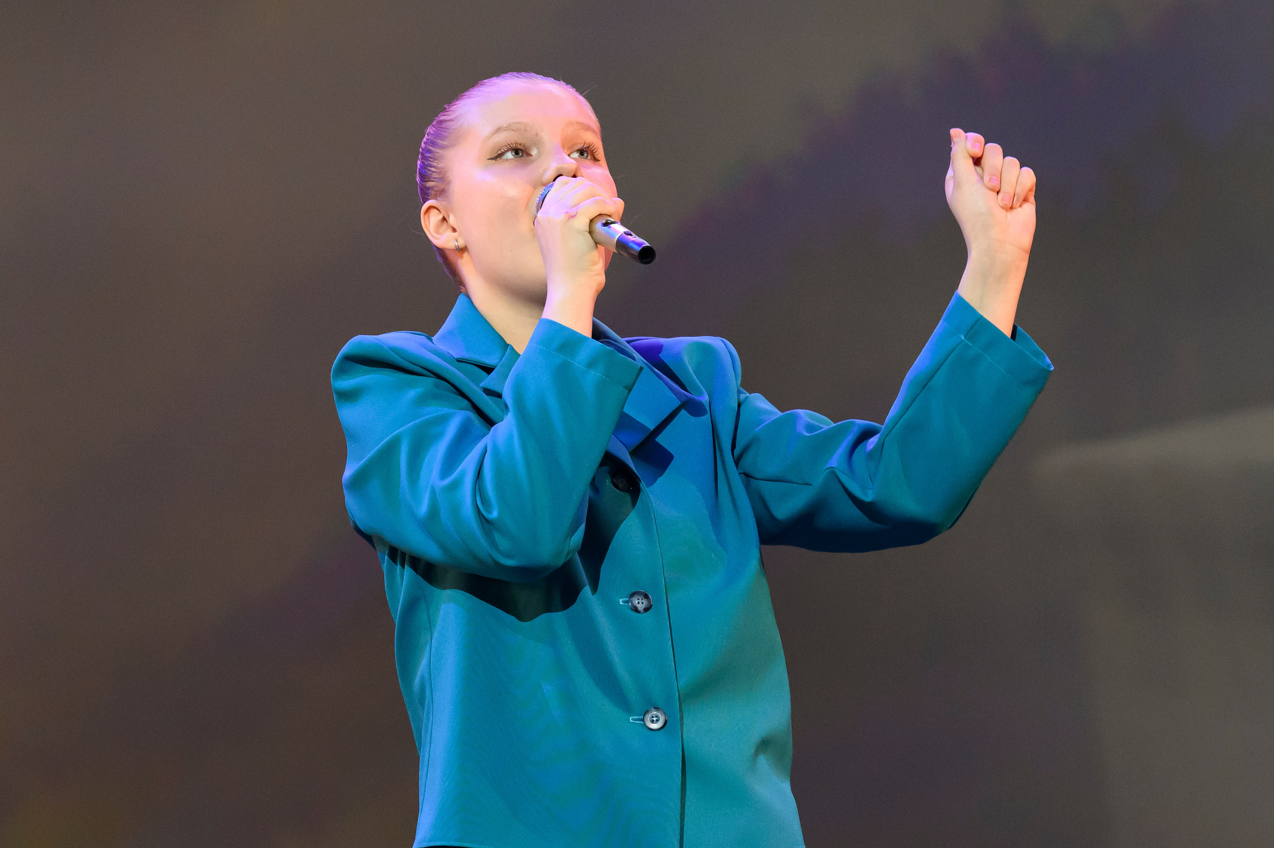 23 апреля, часть 1, БКЗ Октябрьский, г. Санкт-Петербург. Золотое яблочко