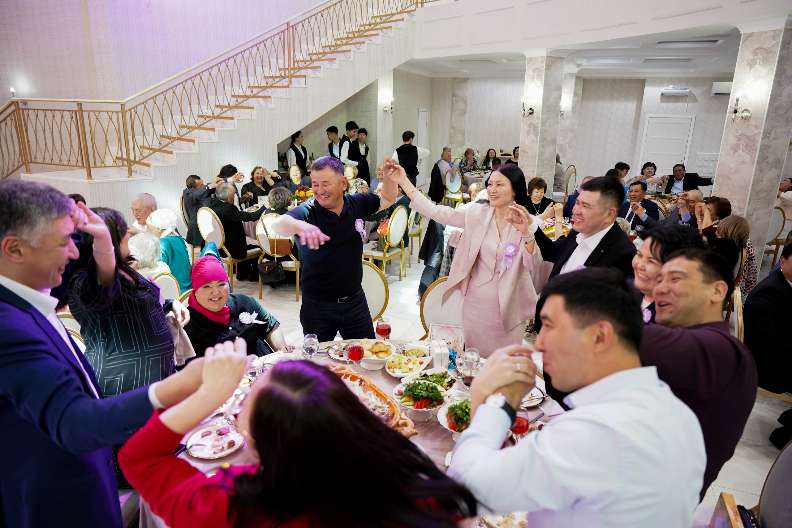 Dana uzatu. Фотограф Ернар Ержанов