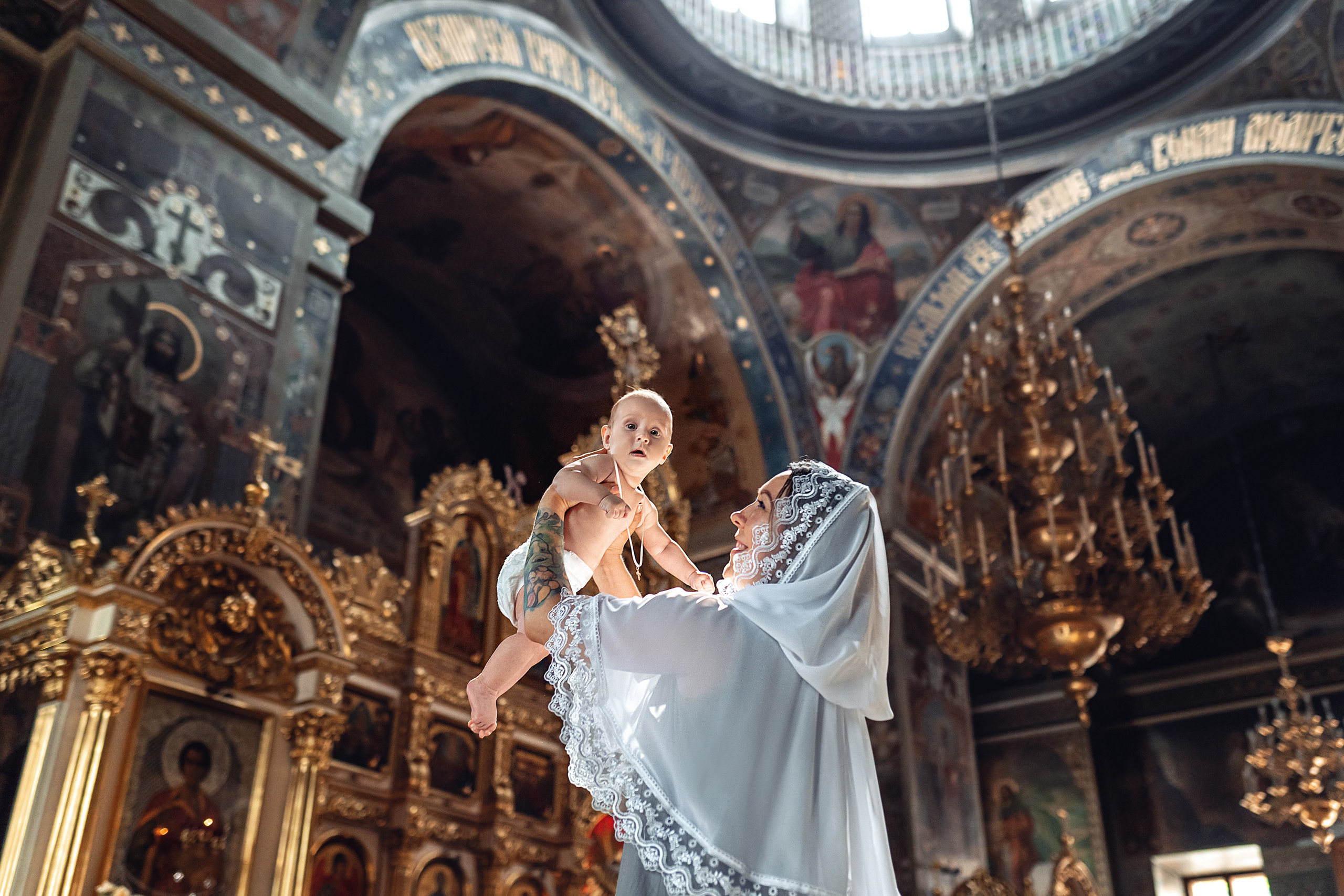 Фотограф на крещение Москва. Воскресения в Даниловской слободе. Фотограф \ Видеограф на Крещение, Венчание Москва| Семейные съемки