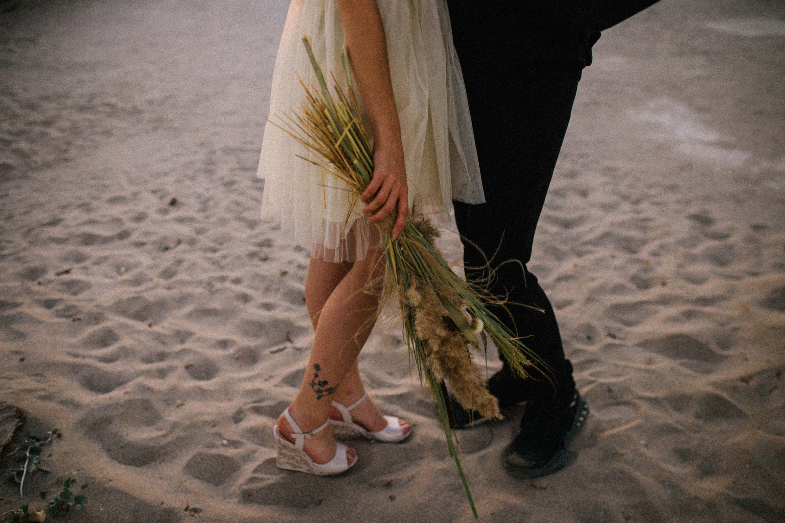 Твой город причудлив, как сон Дали. Свадебный и семейный фотограф в Варшаве
