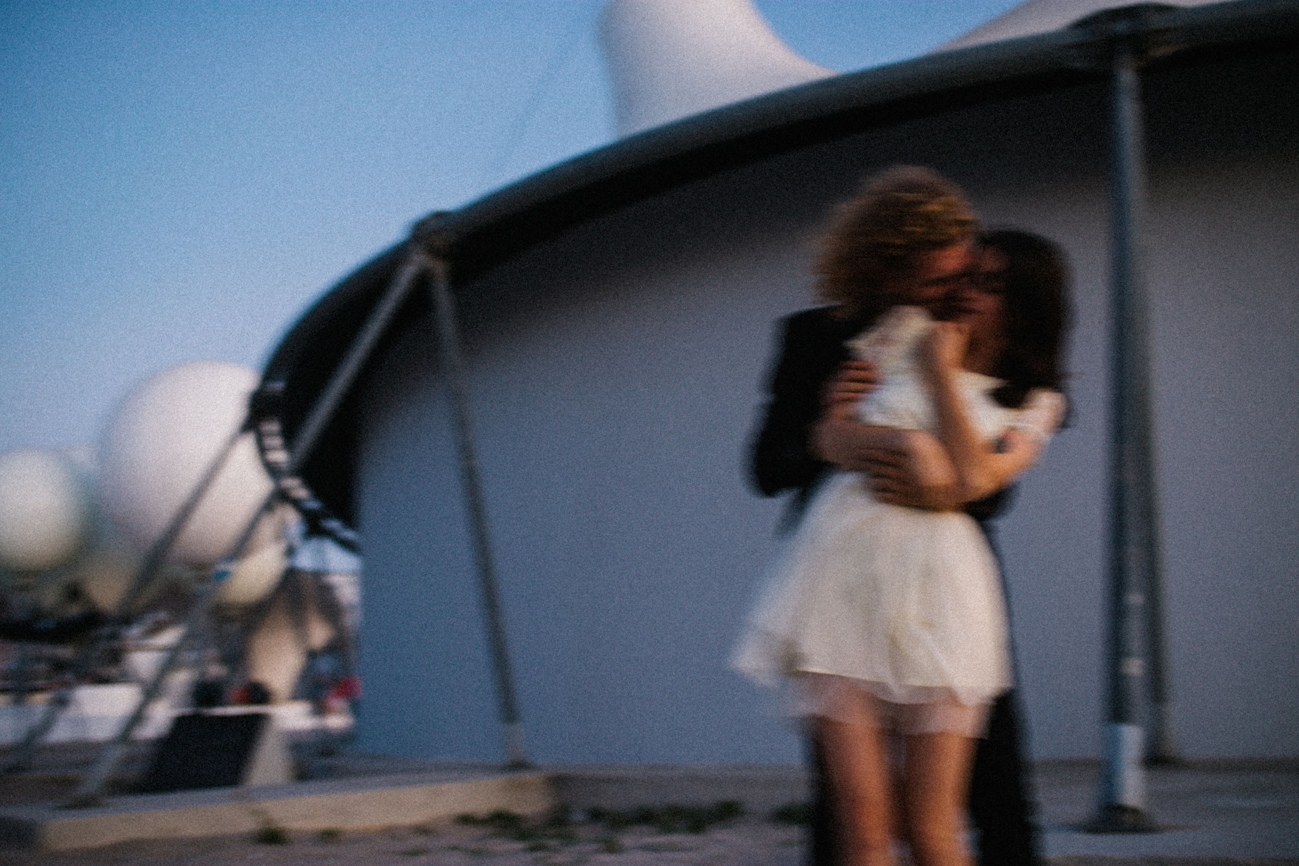 Твой город причудлив, как сон Дали. Свадебный и семейный фотограф в Варшаве