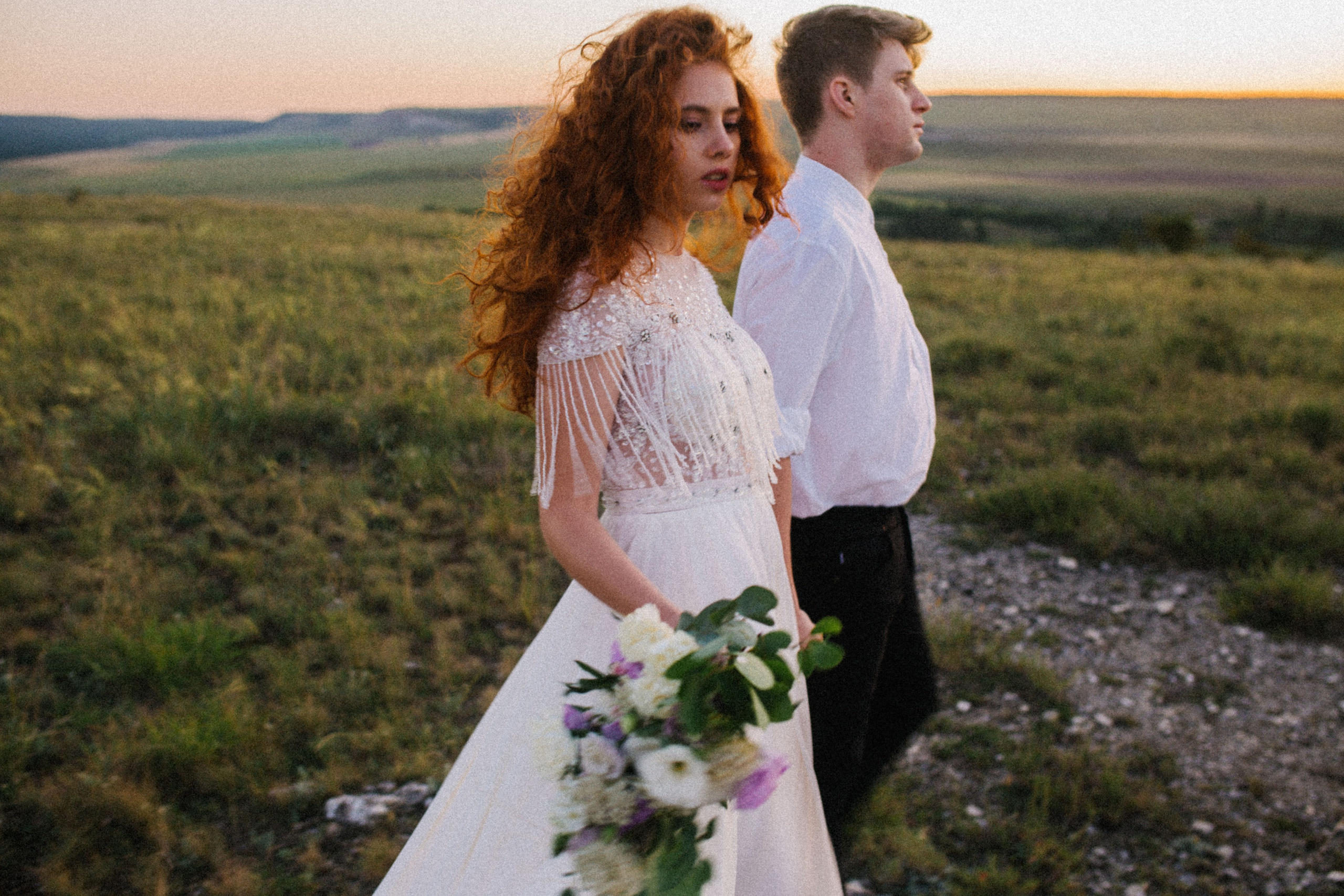 О чем ты думаешь, глядя на солнце. Свадебный и семейный фотограф в Варшаве