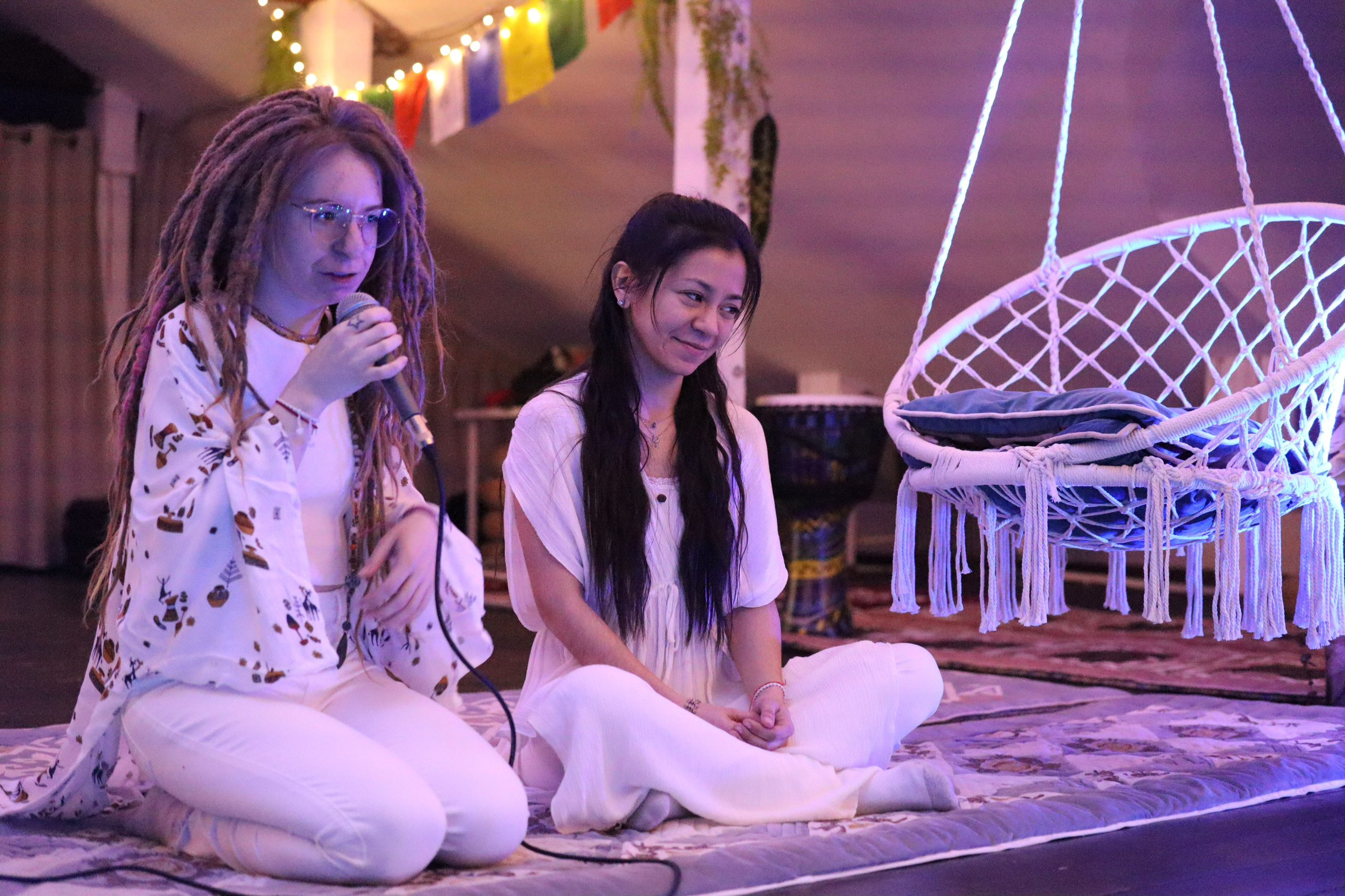 Bhakti Mantra. Photo Ninja