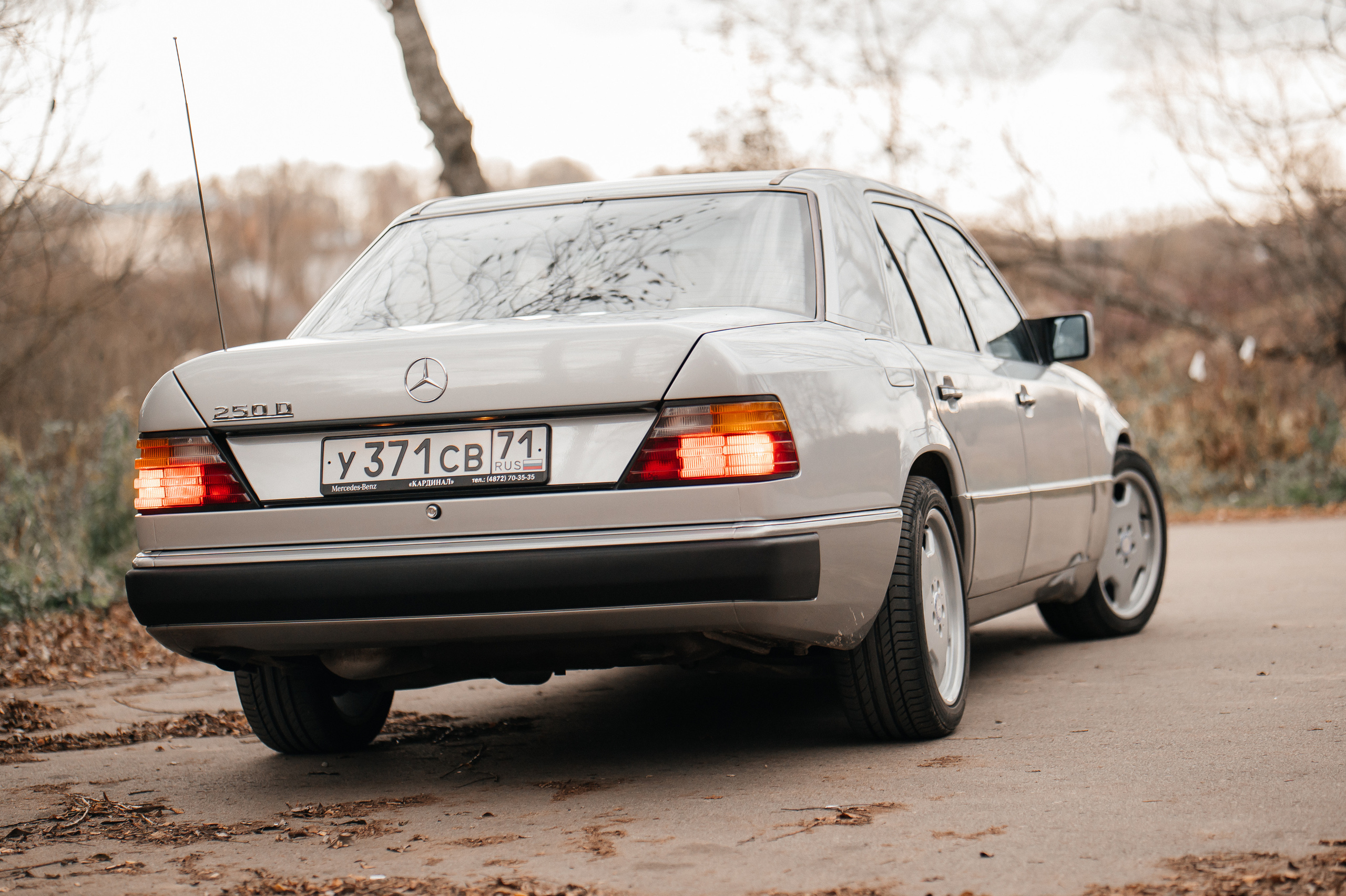 Осенняя прогулка и ретро авто. Семейный и детский фотограф в Туле