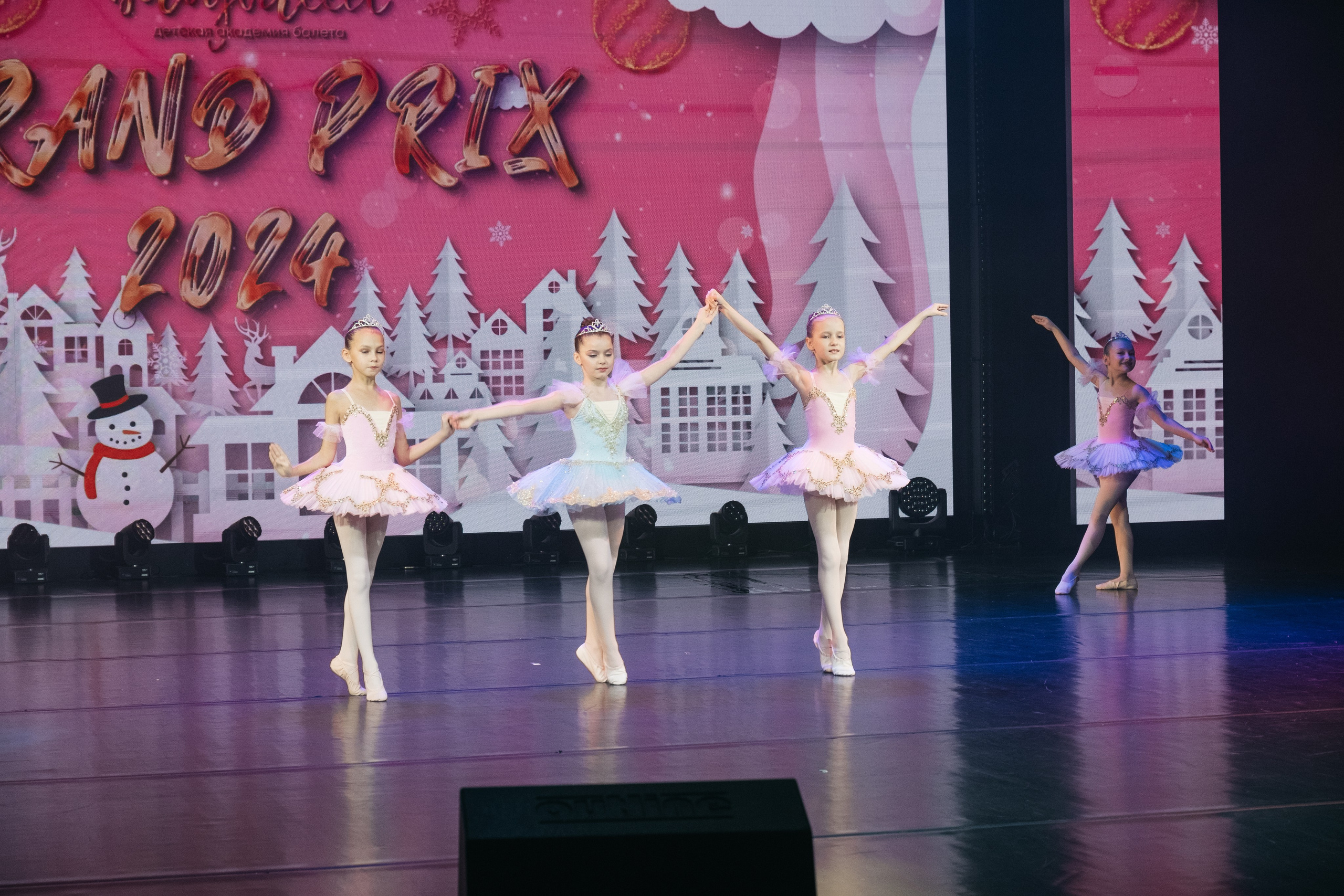 СурГУ 23.12.23. Репортажный и свадебный фотограф в Сургуте