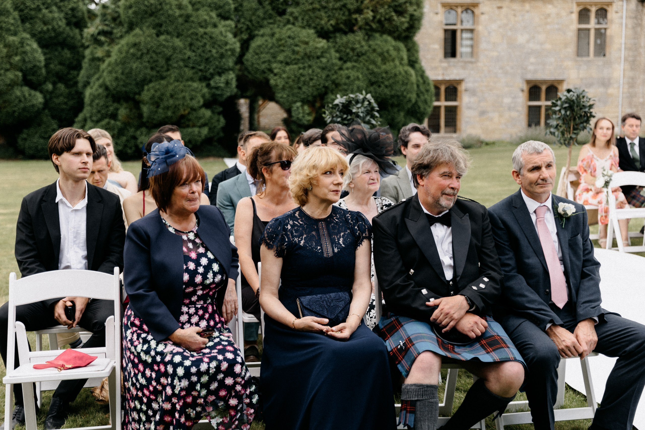 Ana & Tom Wedding at Notley Abbey. Moments Catchers — Wedding Photography & Video Duo in London