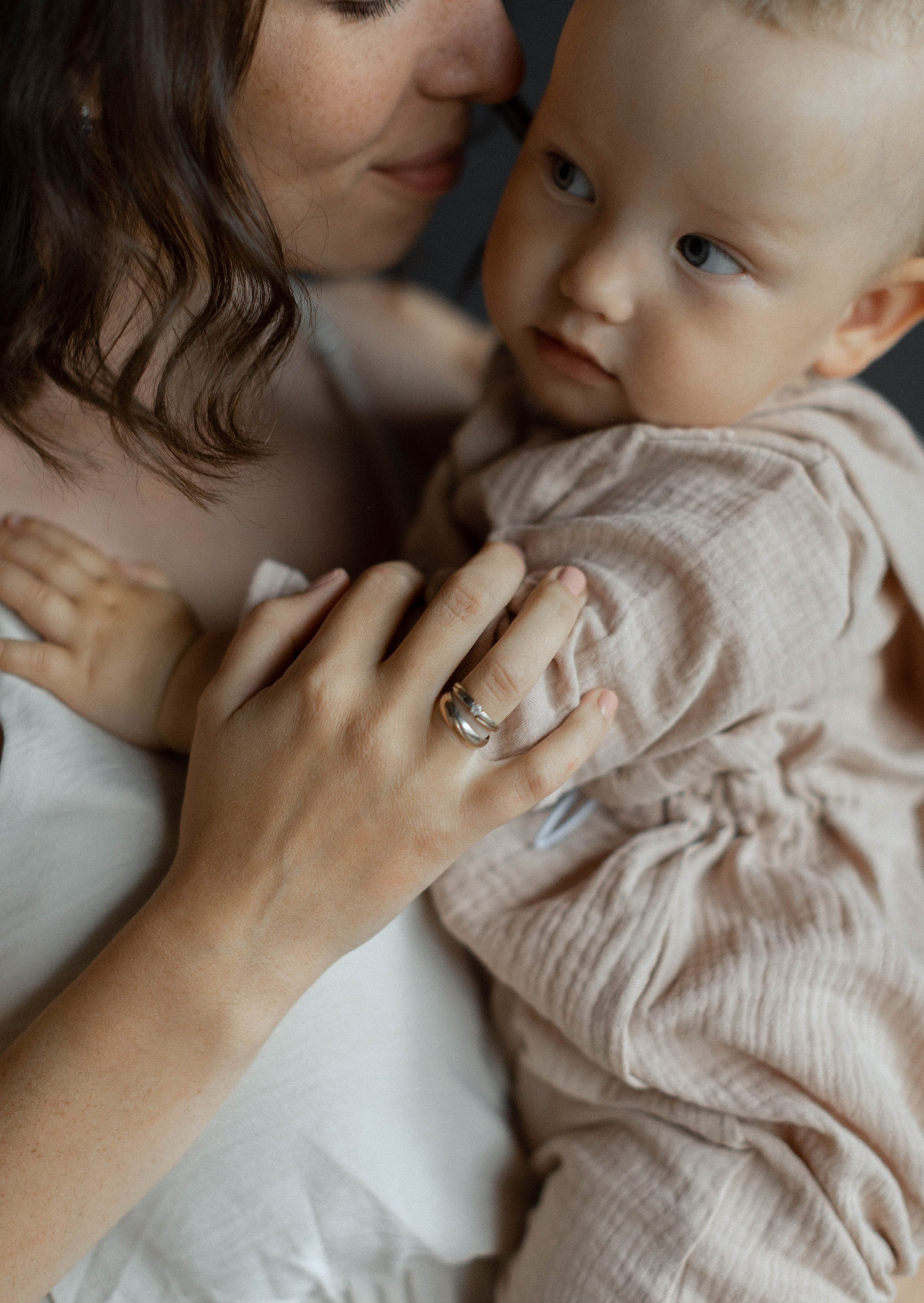 Артем, Виктория и их малыш