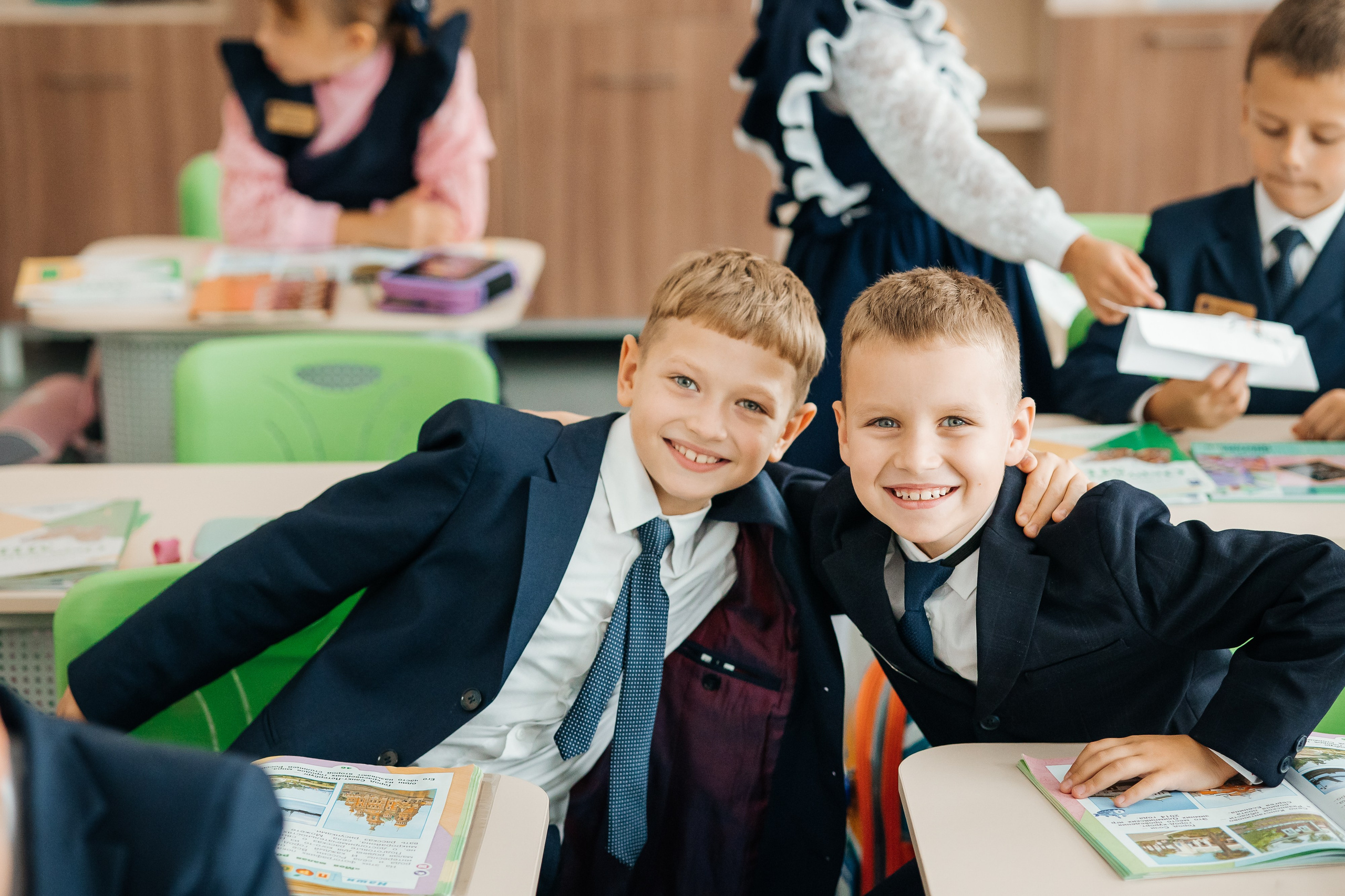 В первый раз в первый класс. Школьные съемки. Wedding, romantic photo, family holidays. Workshops