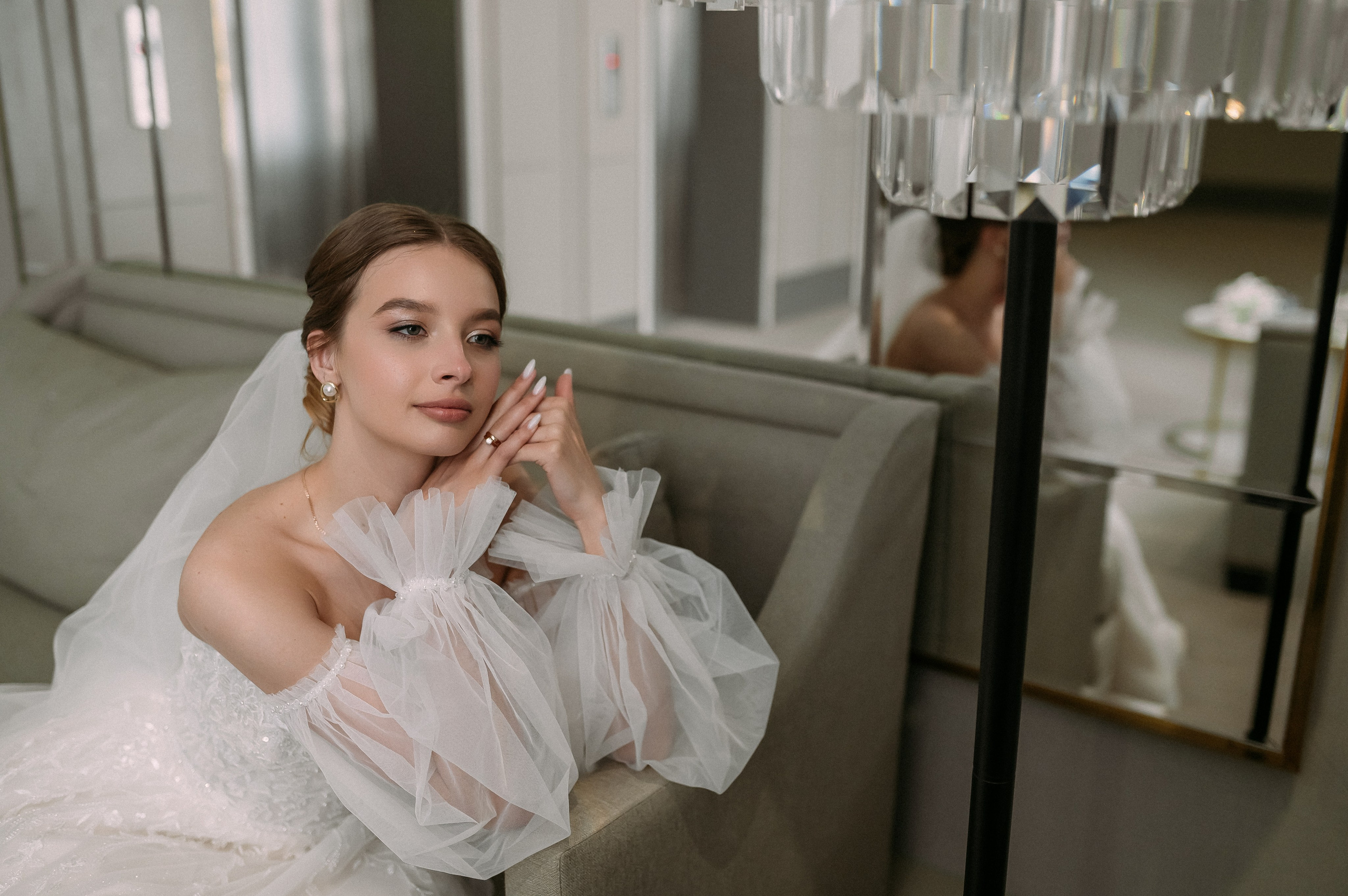 Свадебное утро и прогулка красивой яркой пары. Свадебный и семейный фотограф в Симферополе Дарья Маркова