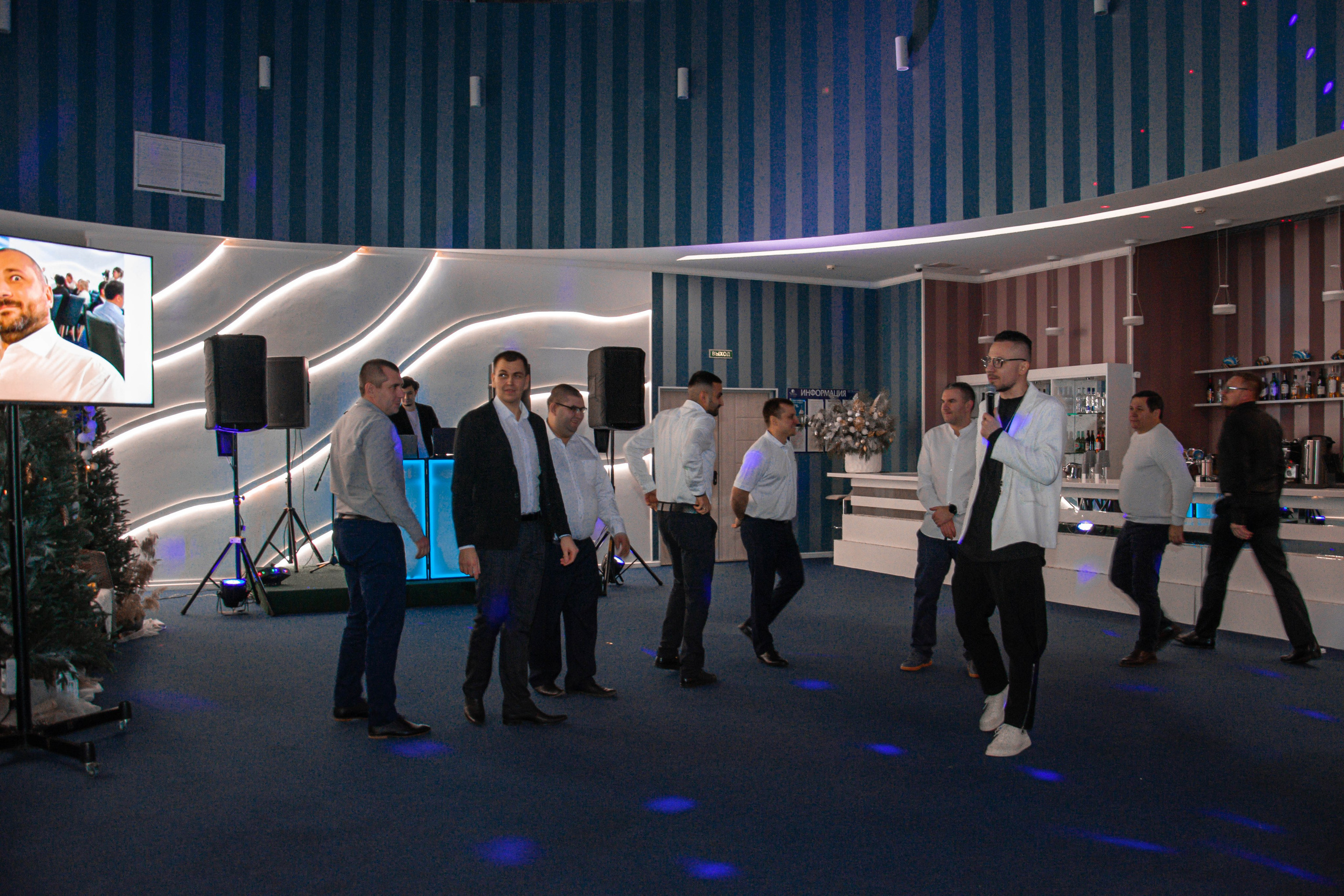 Корпоратив. Женский фотограф в Людиново и Киров