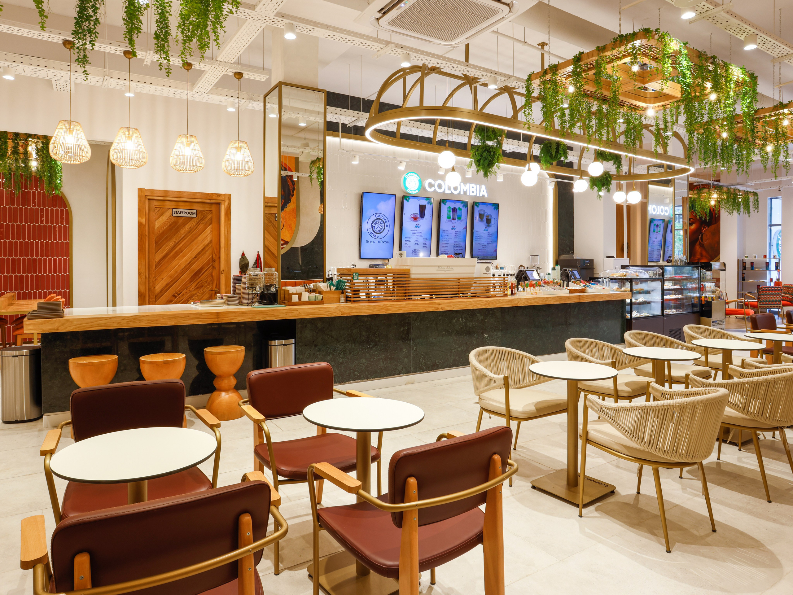 Интерьерная съемка коммерческих локаций. Фотосъемка для вашего бизнеса в Челябинске